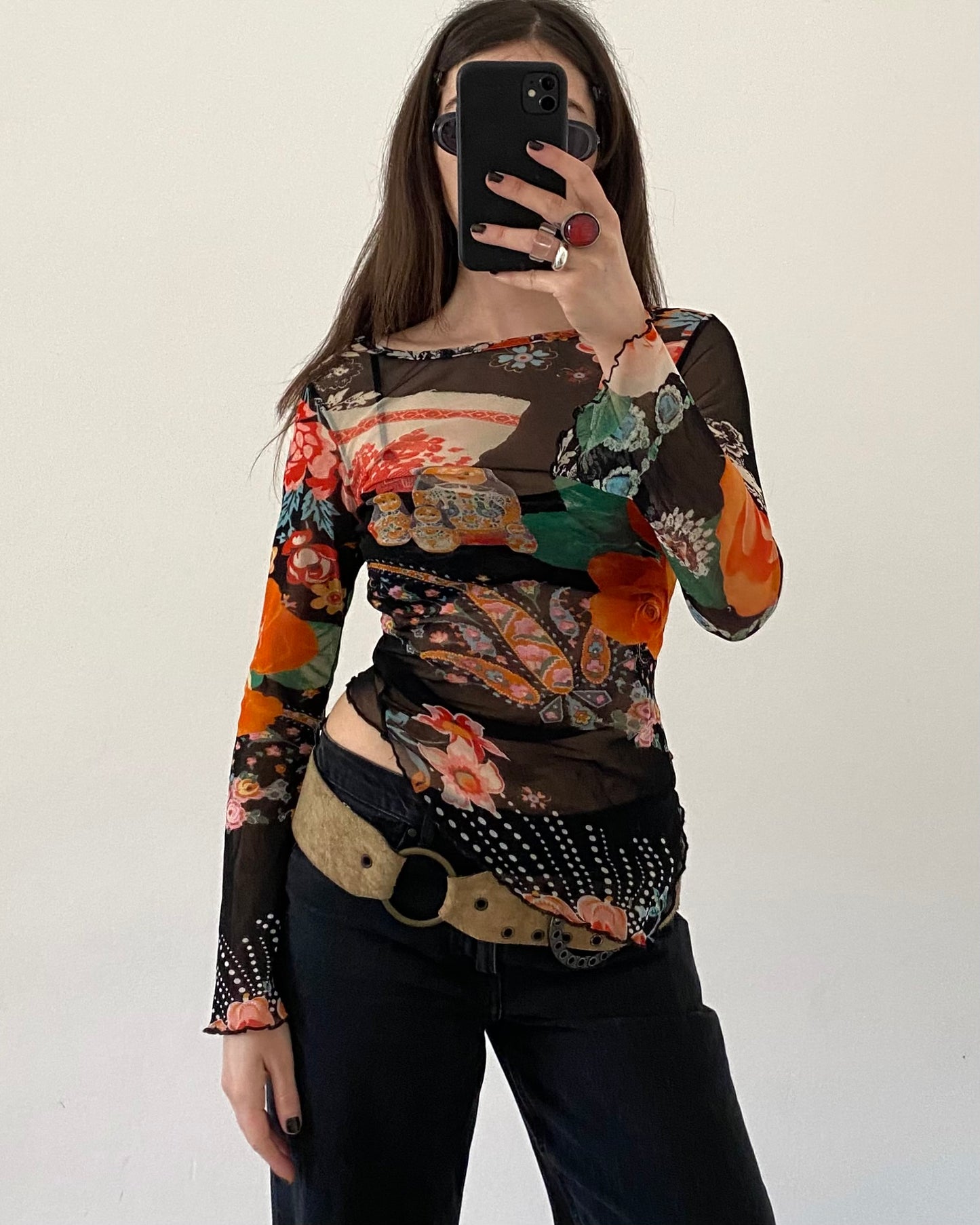 Micro mesh graphic print top
