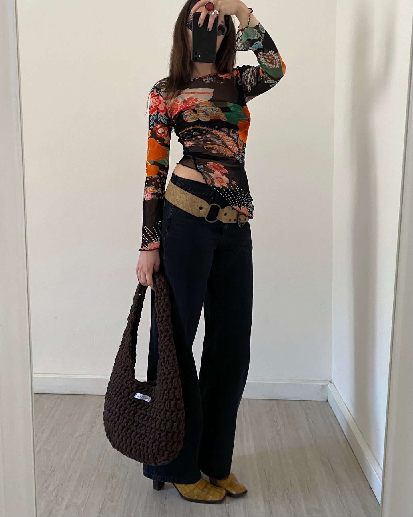 Micro mesh graphic print top