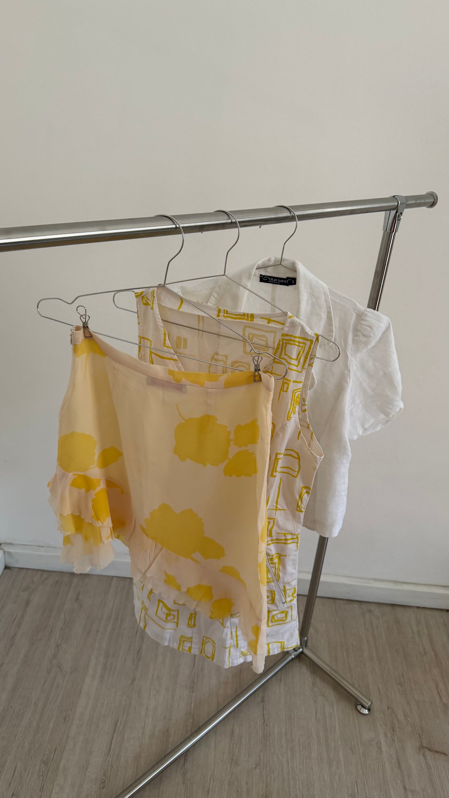 00s pastel yellow midi skirt