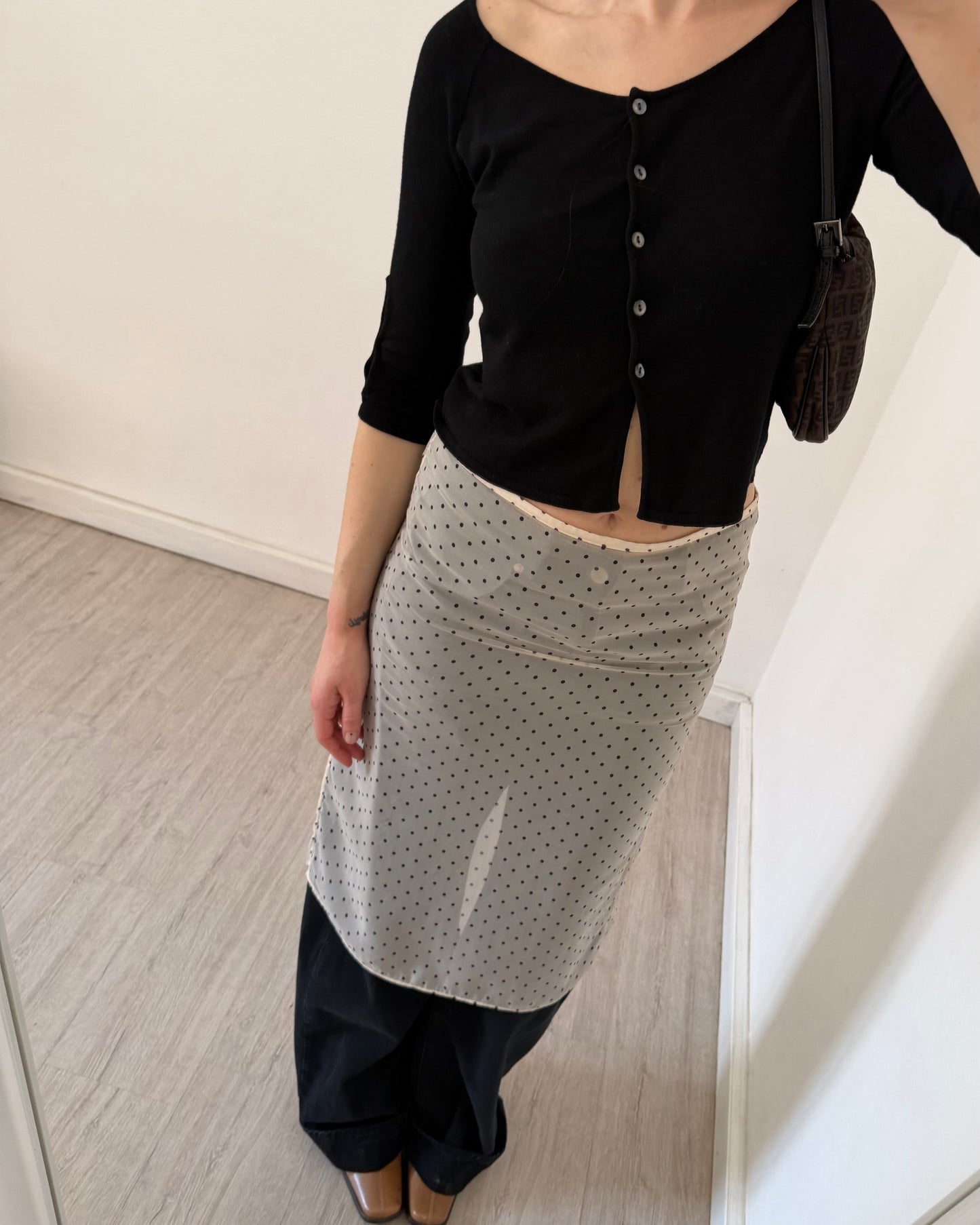 Buttoned mini cardigan