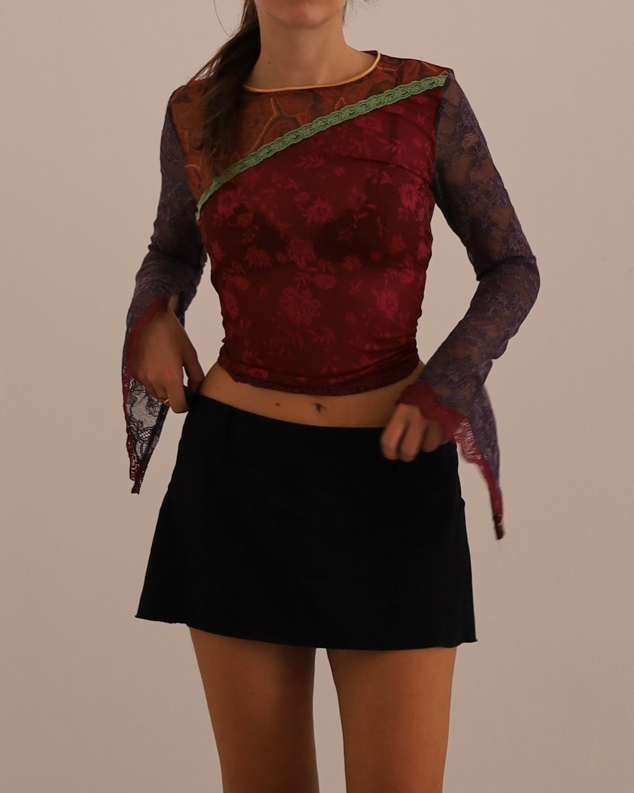 Top manches longues en maille patchwork Guess