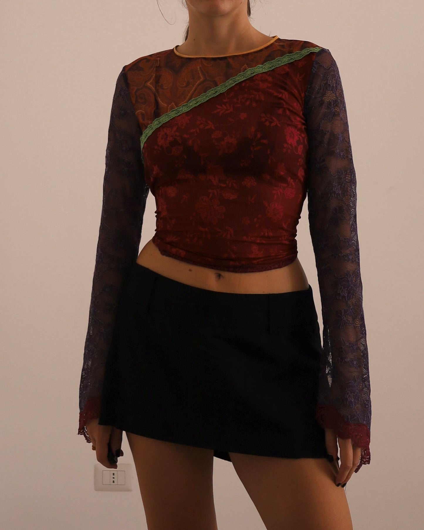 Top manches longues en maille patchwork Guess