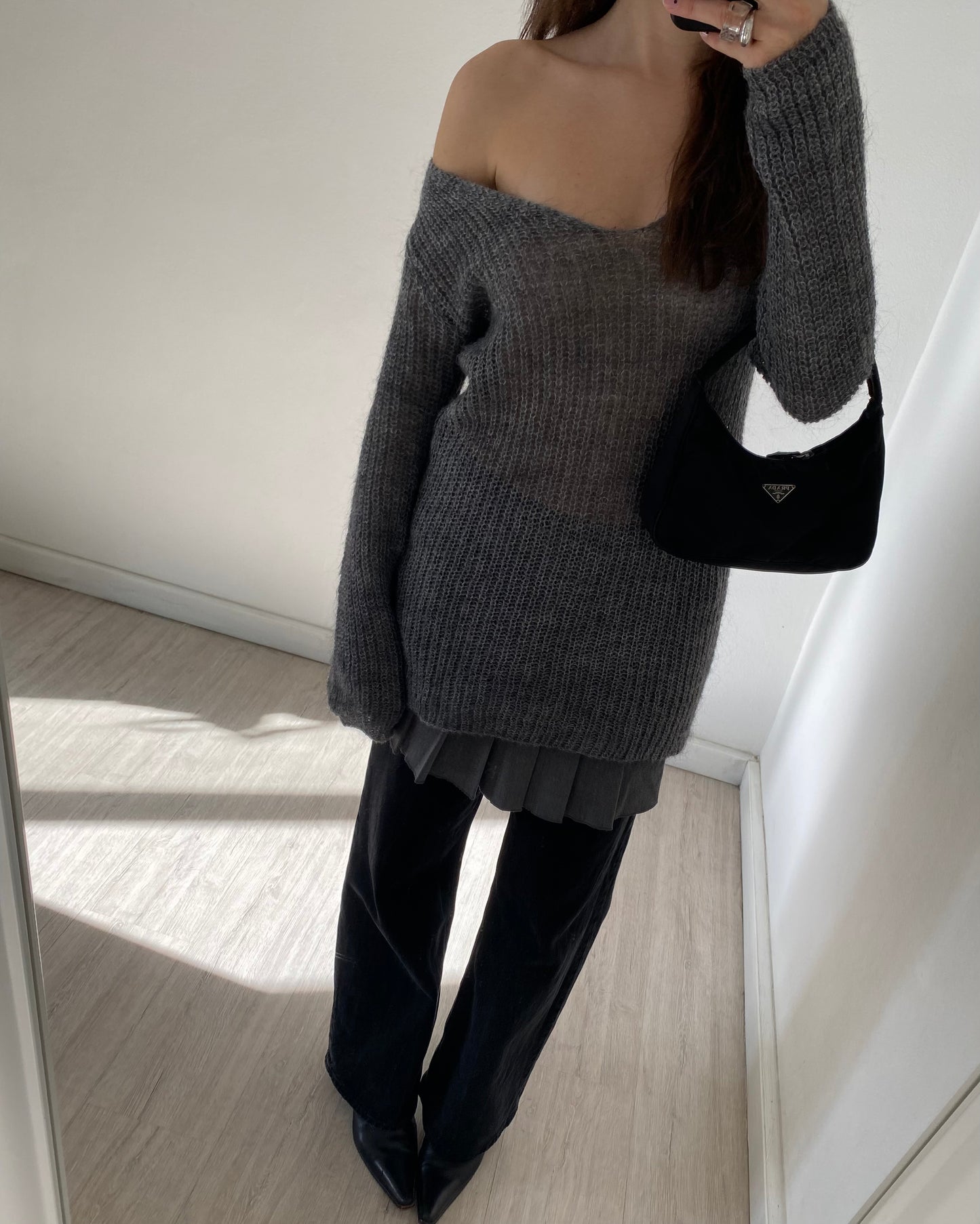 Mohair knit top with satin ribbon