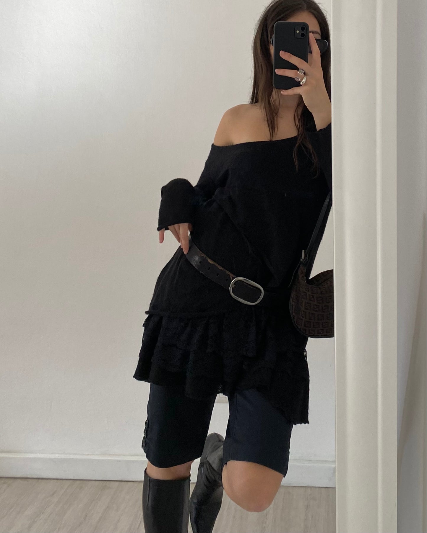 00s Moschino bermuda