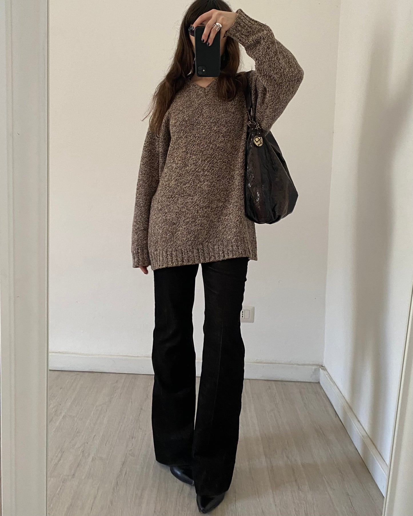 Wool v-neck jumper