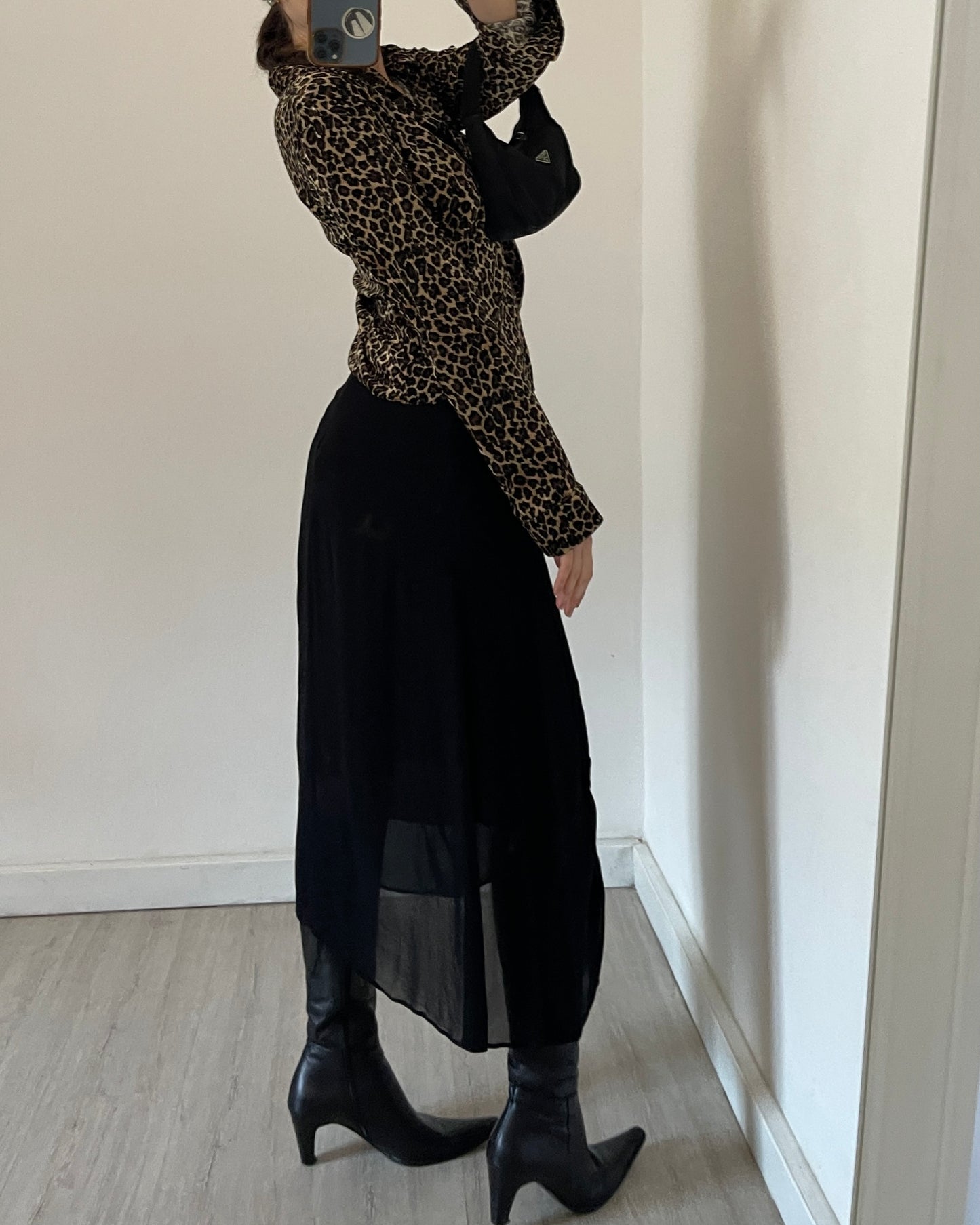 Velvet leopard print shirt