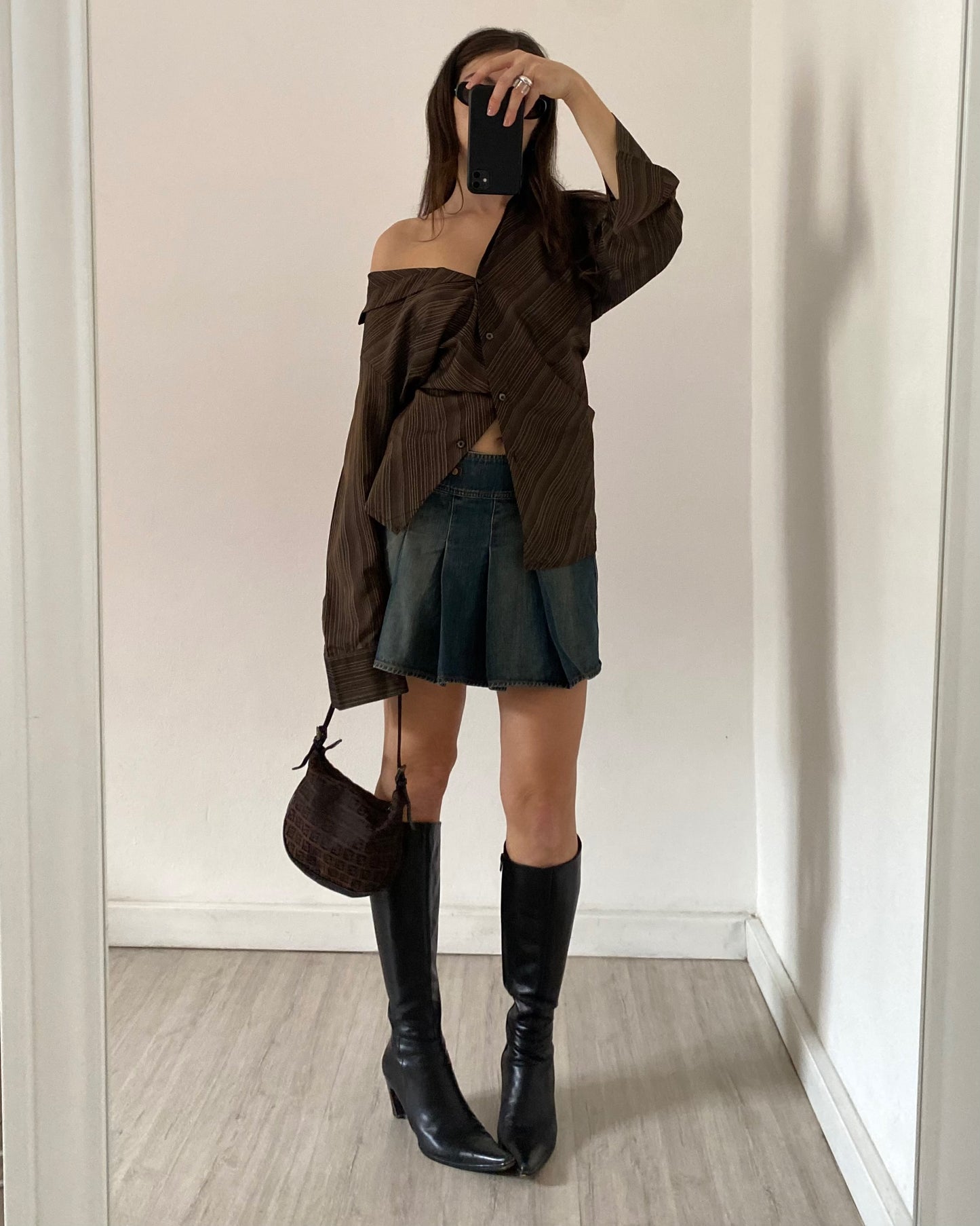 00s denim pleated skirt by Guess