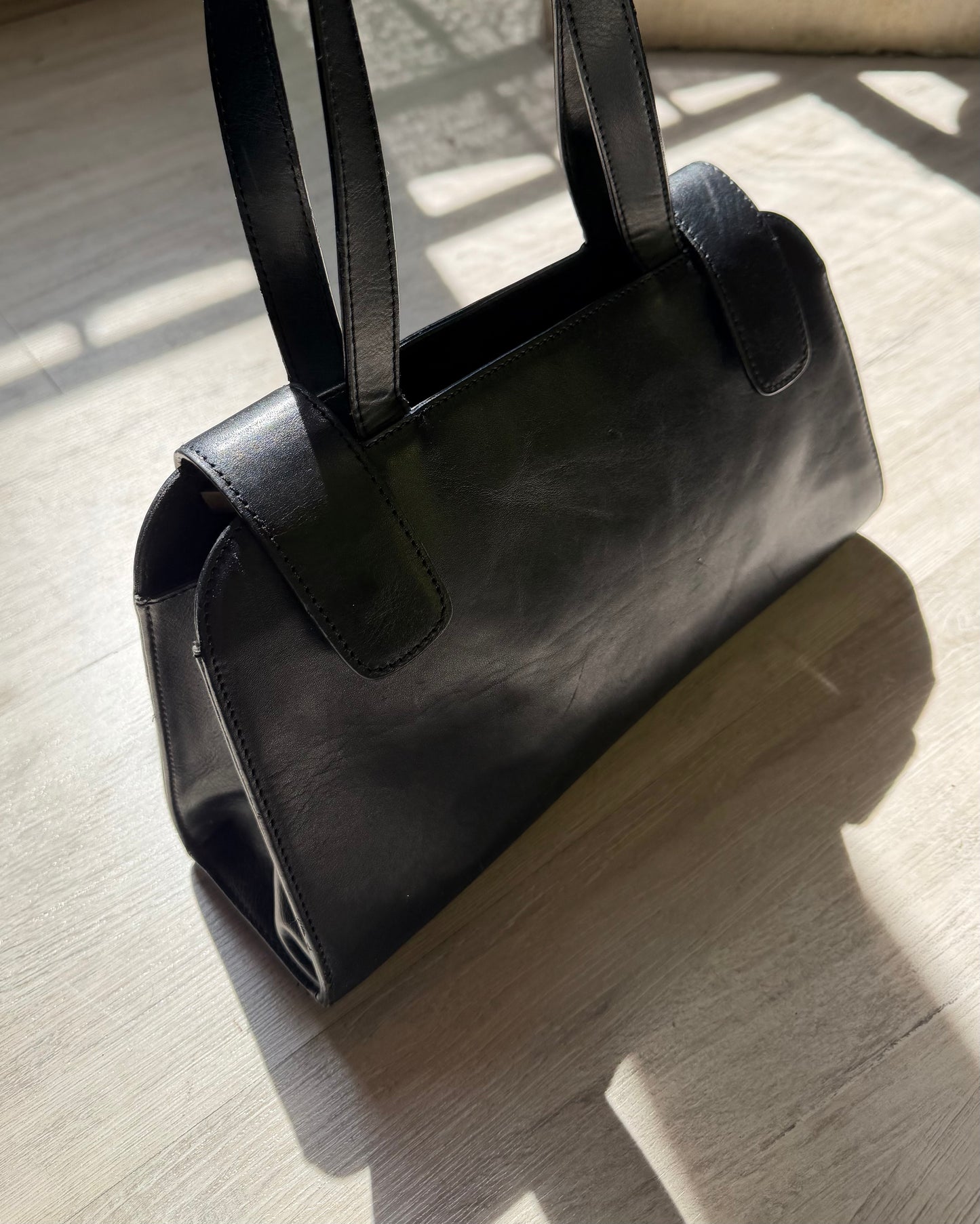 Leather bag
