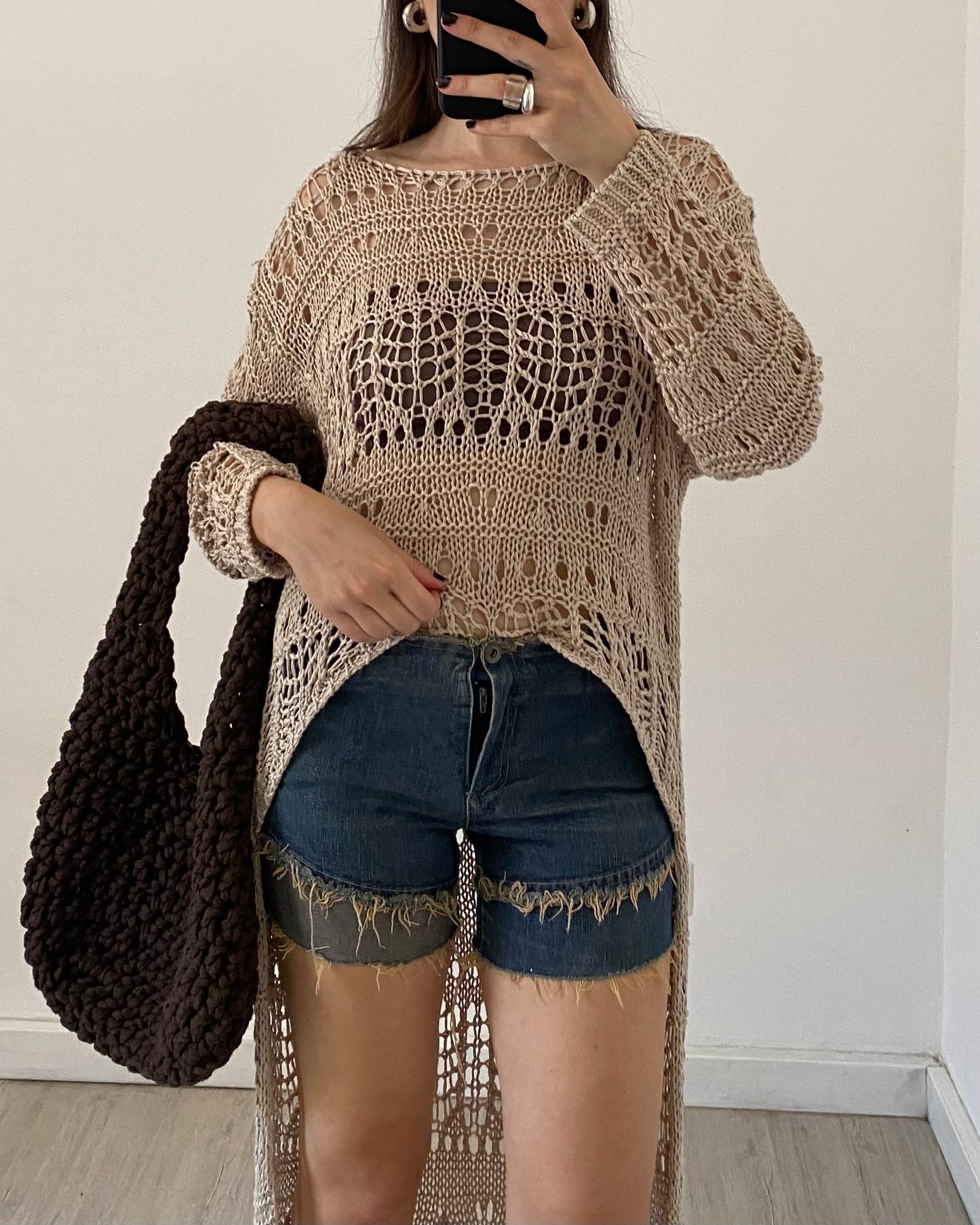 Crochet asymmetric top
