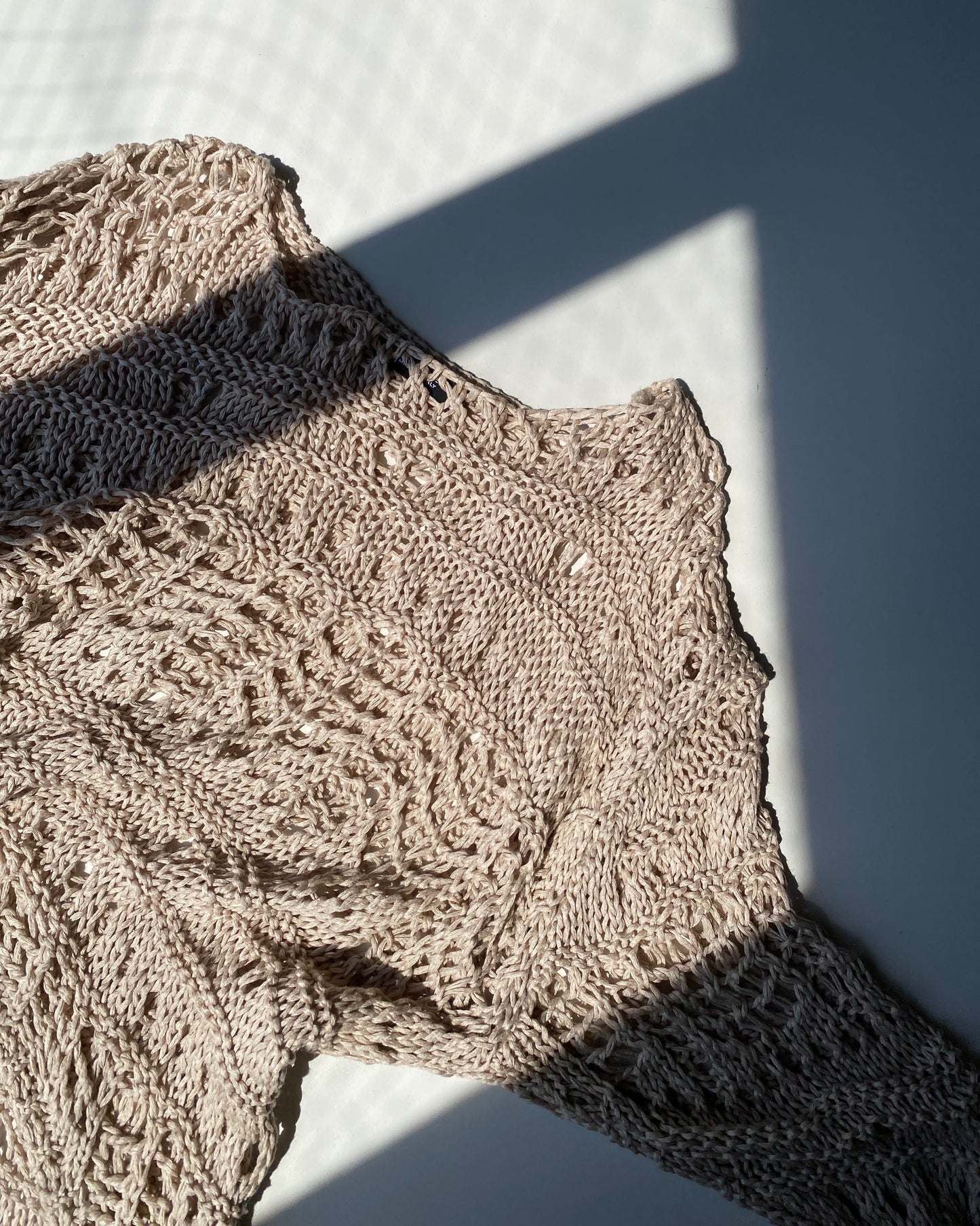 Crochet asymmetric top