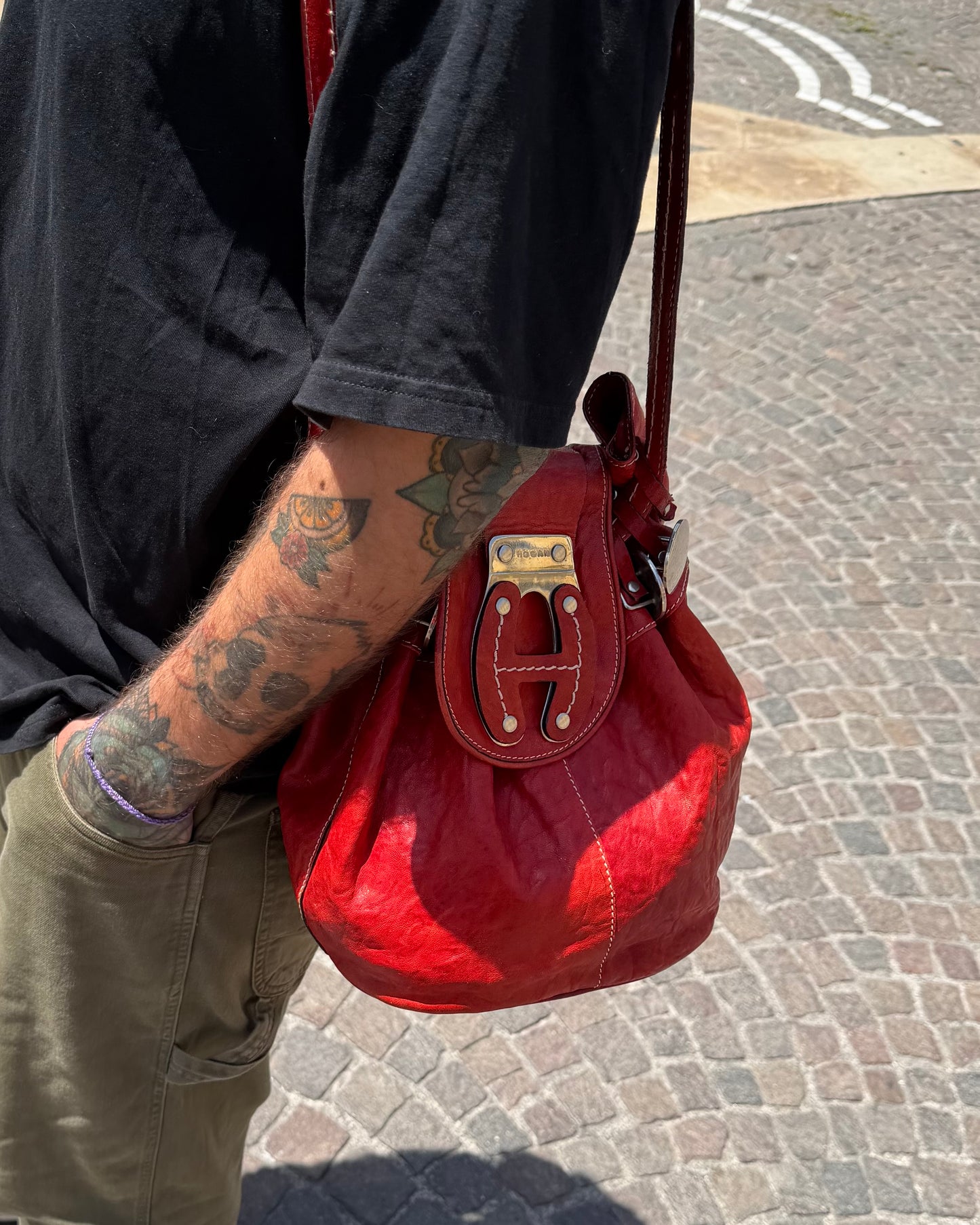 Hogan leather bucket bag