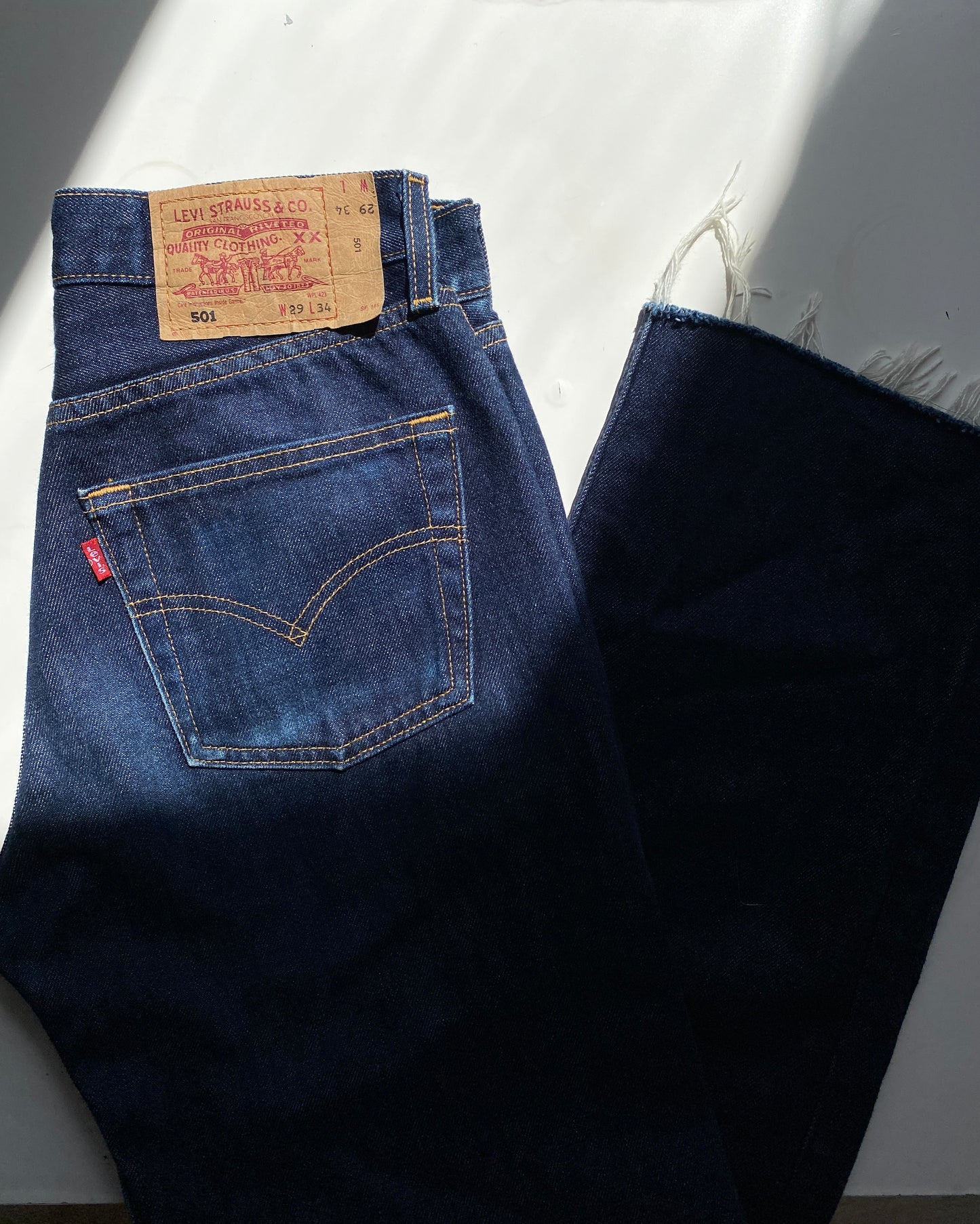 Levi’s 501-indigo blue-