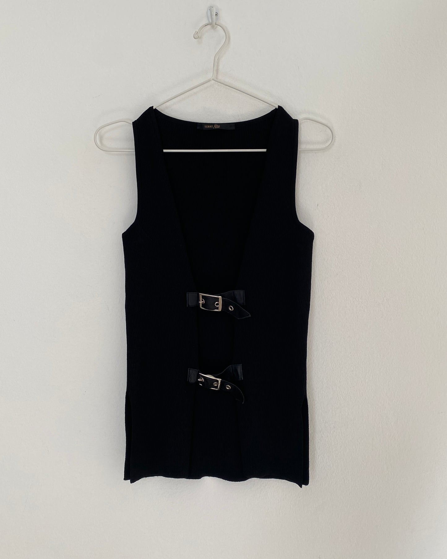 Waistcoat top with metal buckles