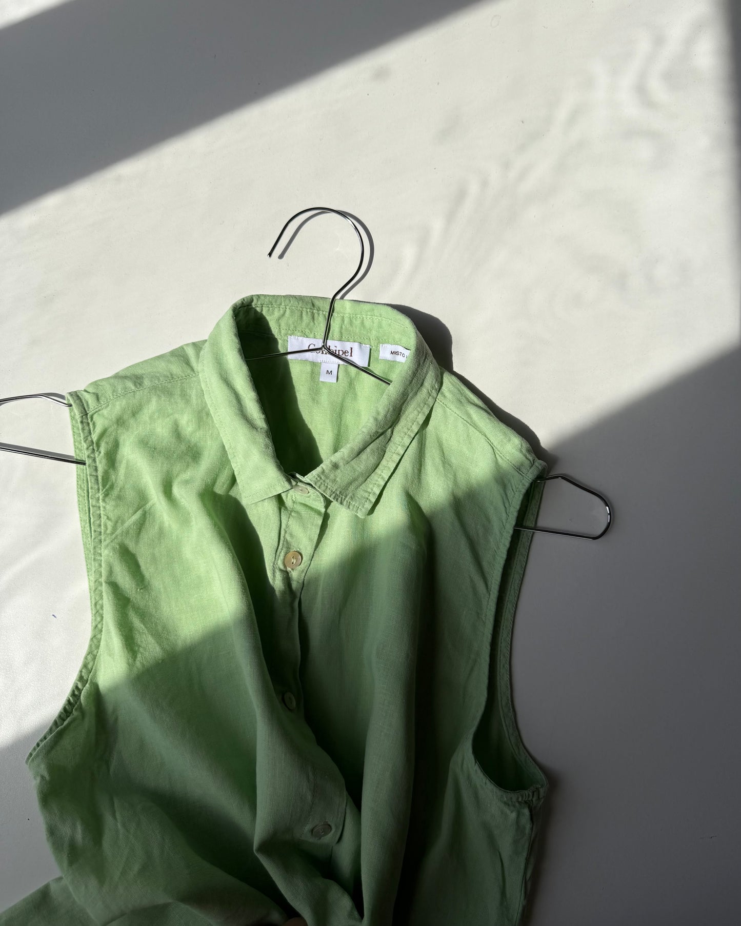Green linen top