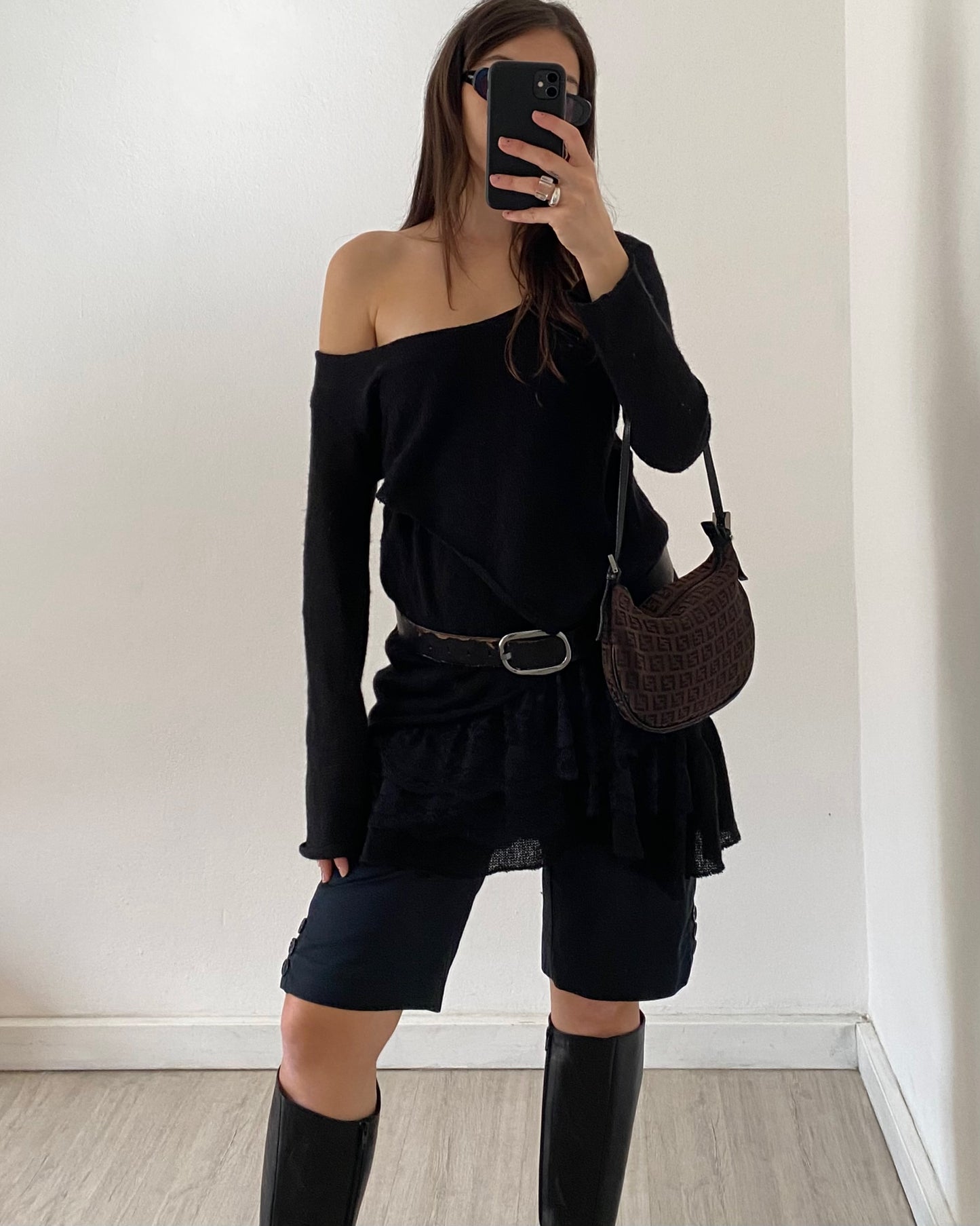 00s Moschino bermuda