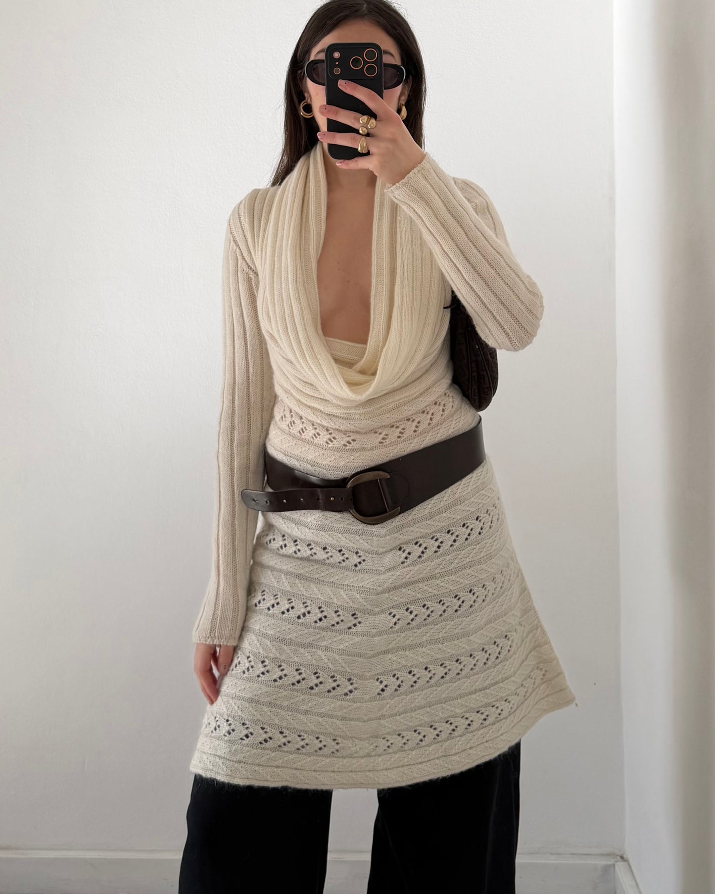 Off the shoulderd knit dress