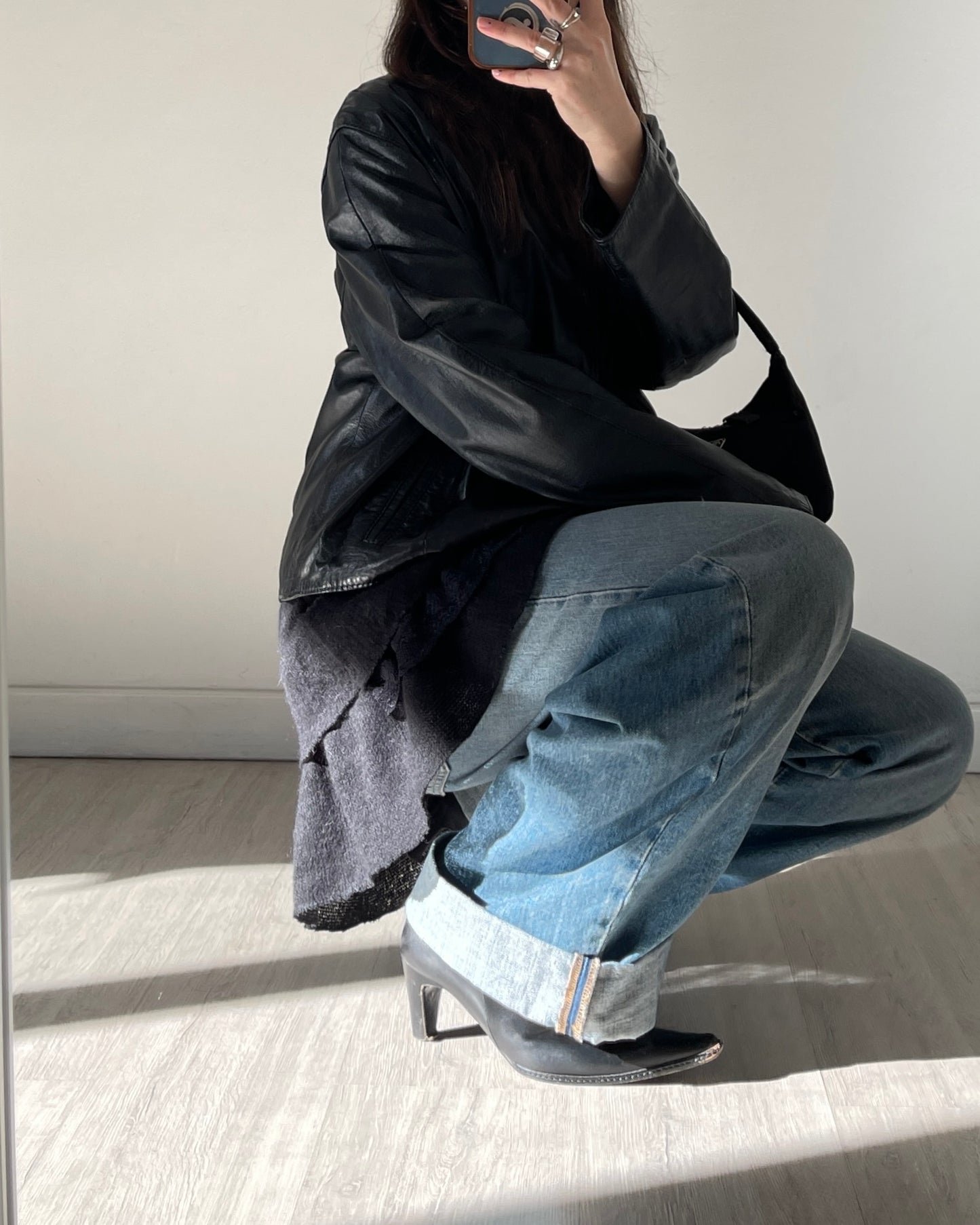 Long knit top with lace volants