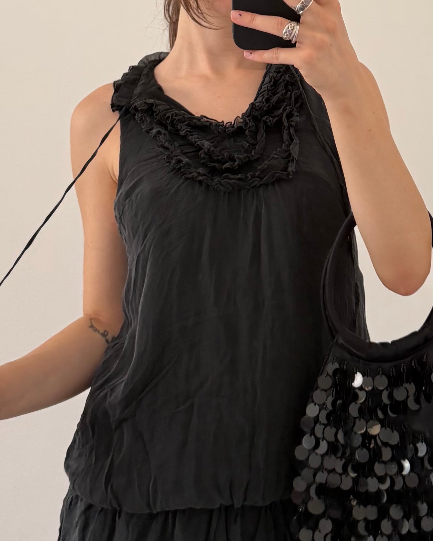 Sportstaff ruffle top