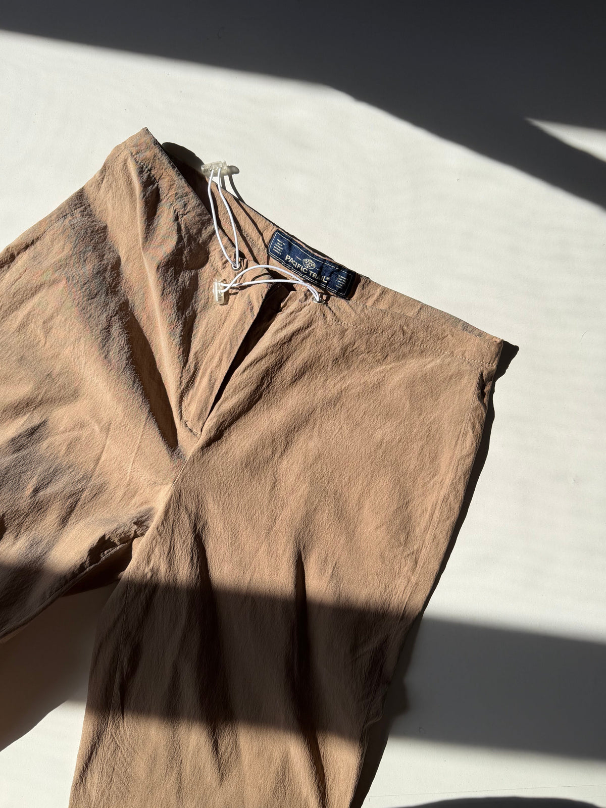 Nylon capri pants