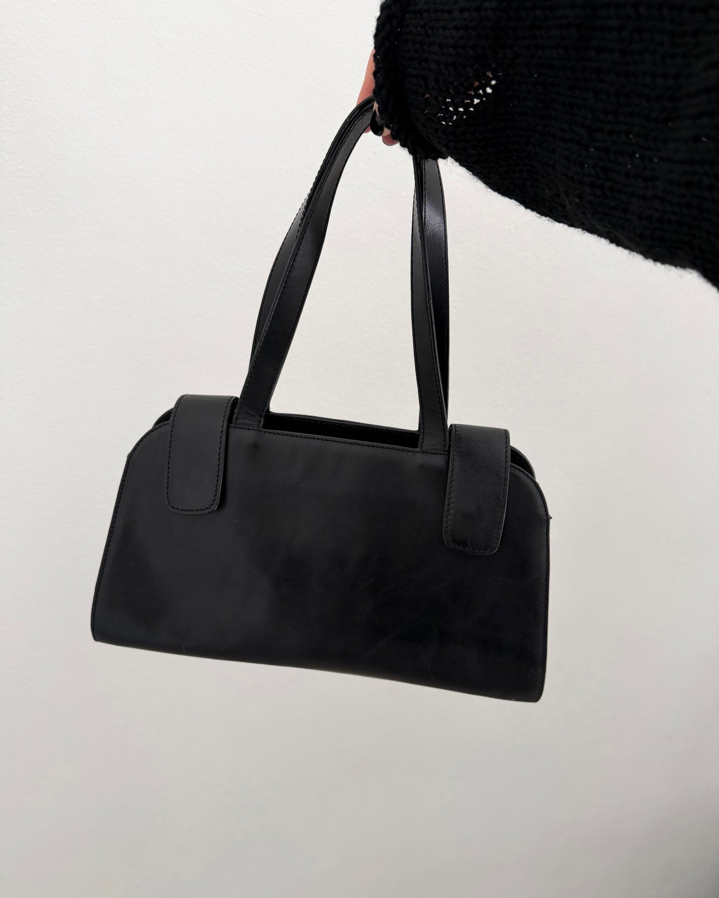 Leather bag