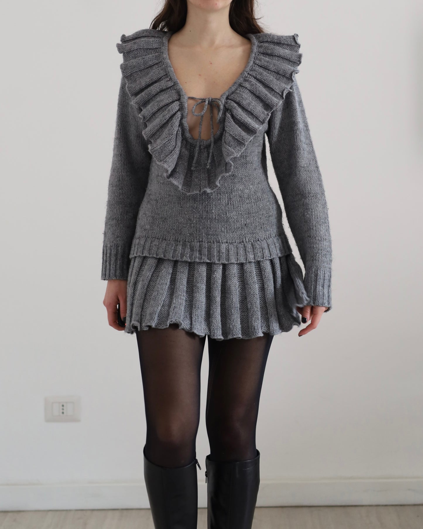 Frill knit jumper