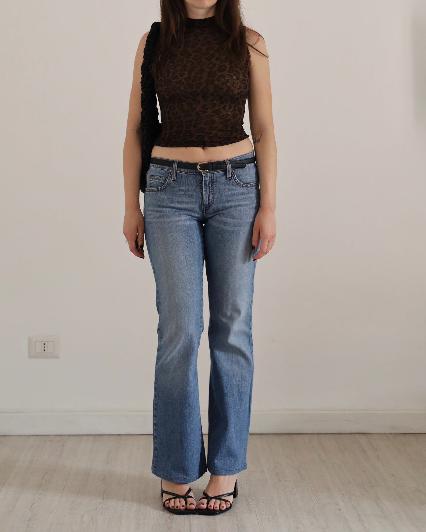 Low rise kick-flare jeans