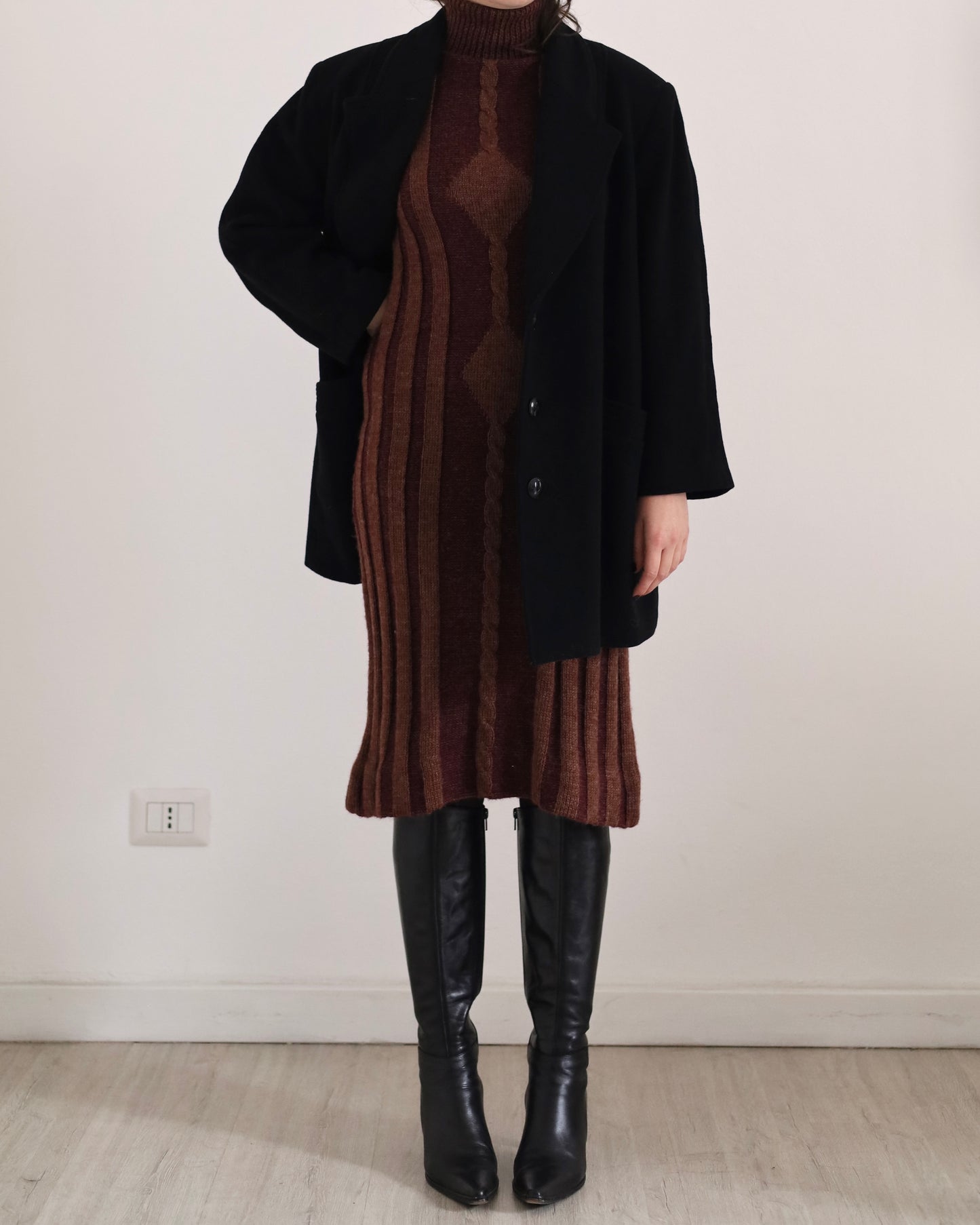 Roll-neck knit midi dress