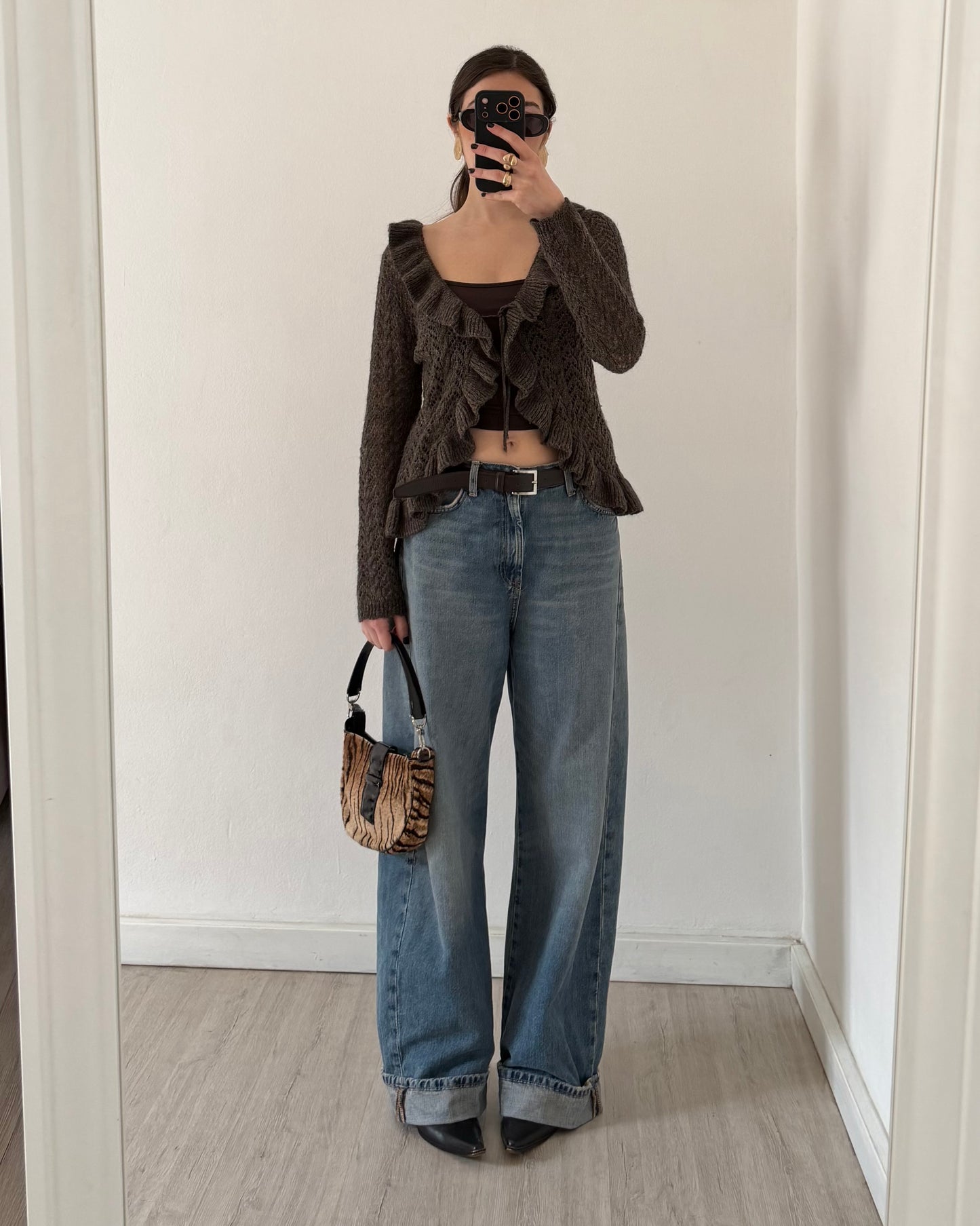 Wool cardigan with volants