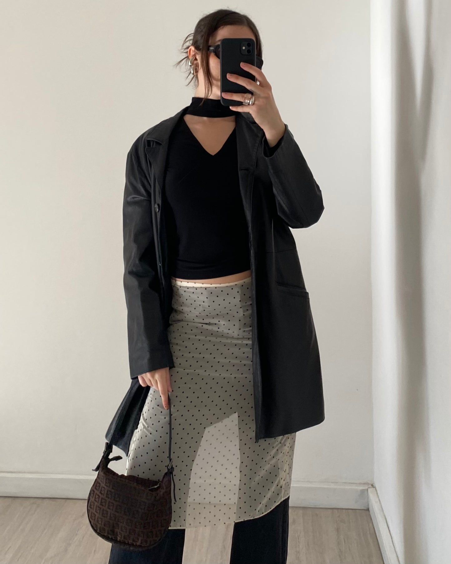 Cut out long sleeves top