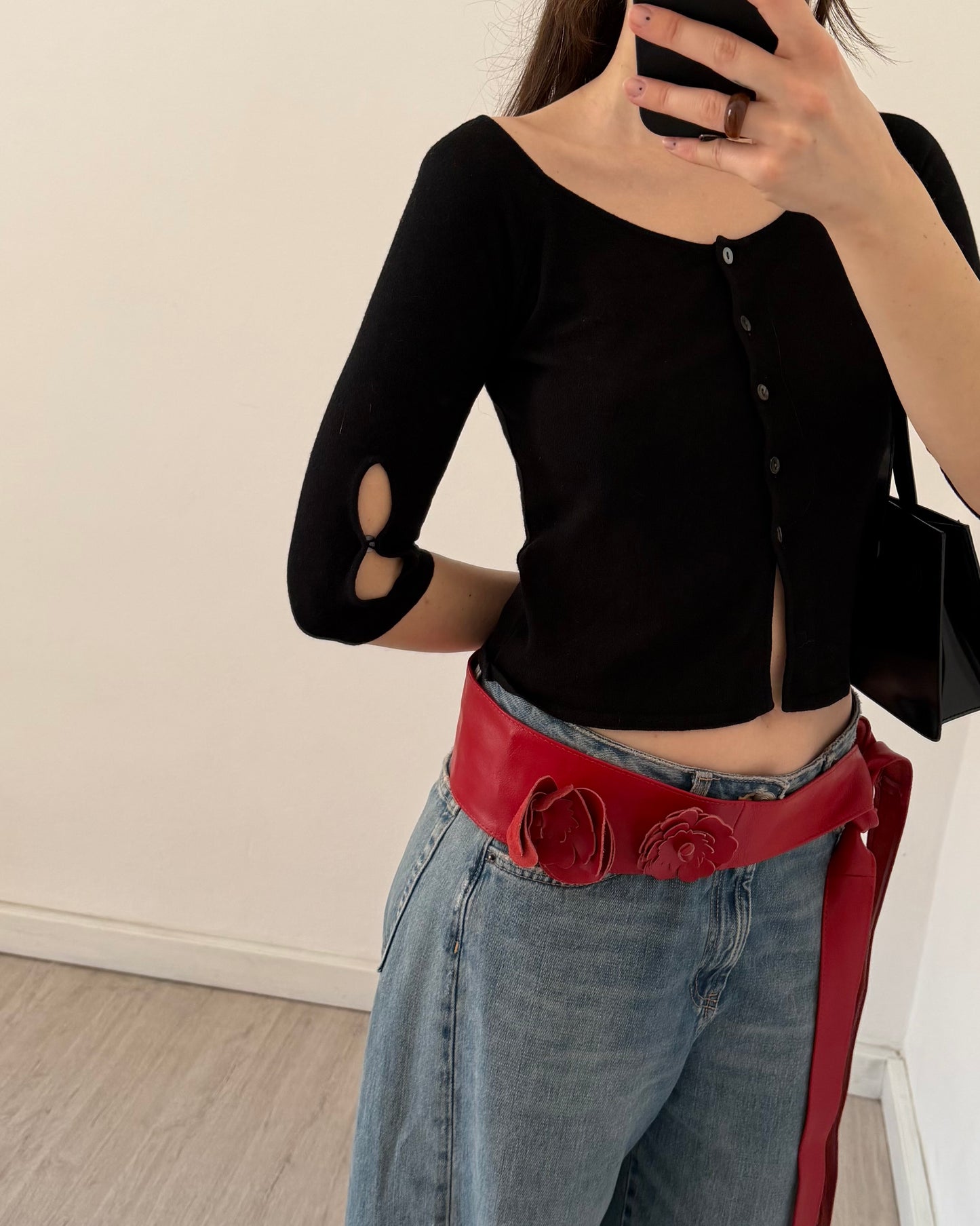 Buttoned mini cardigan