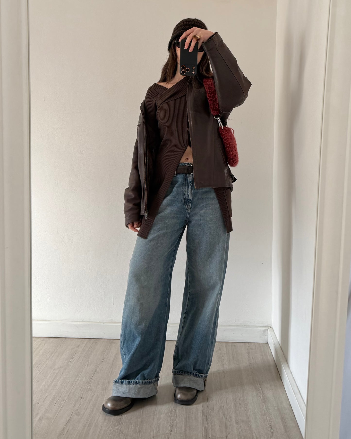 Asymmetric long knit