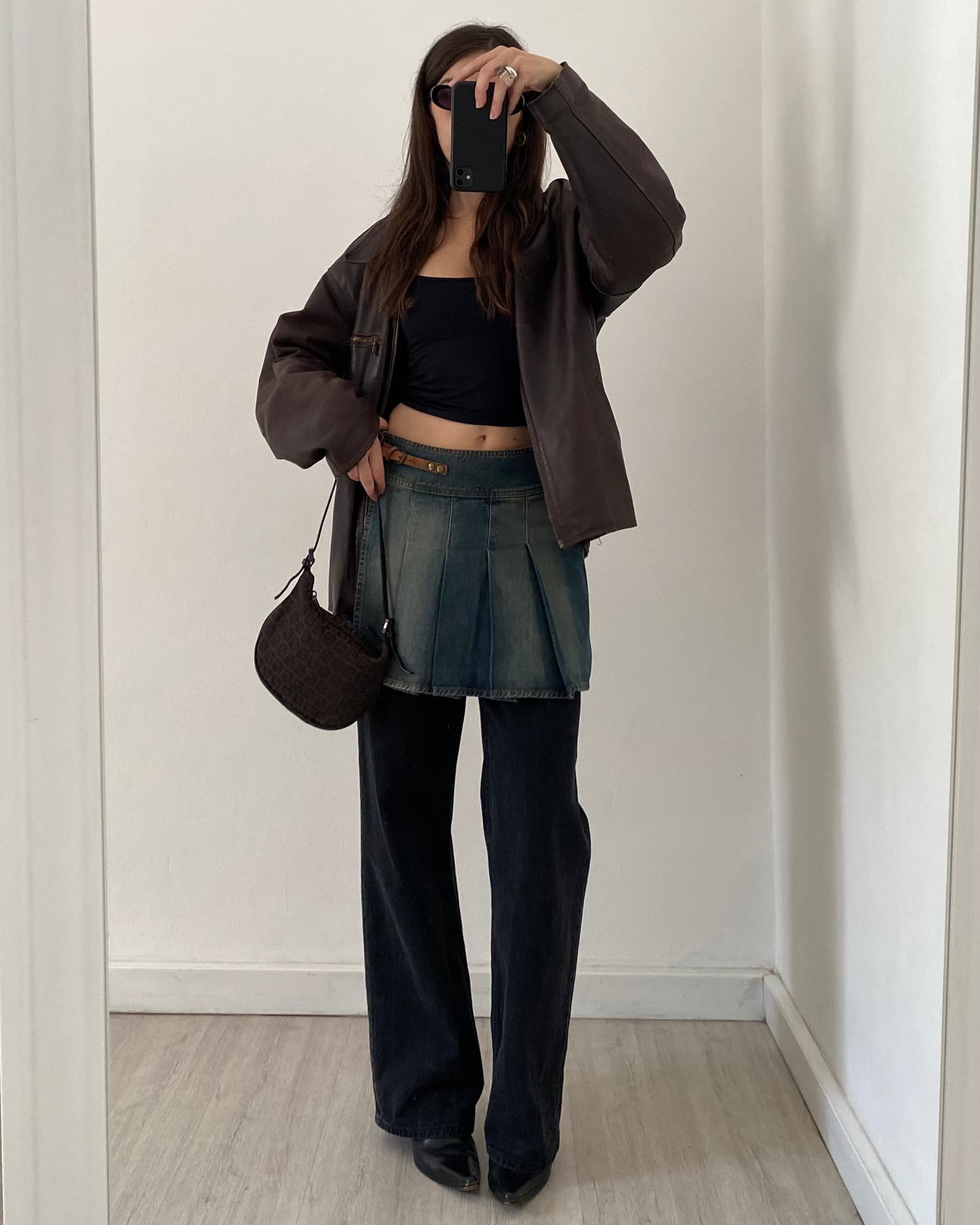 00s pleated denim skirt by Guess