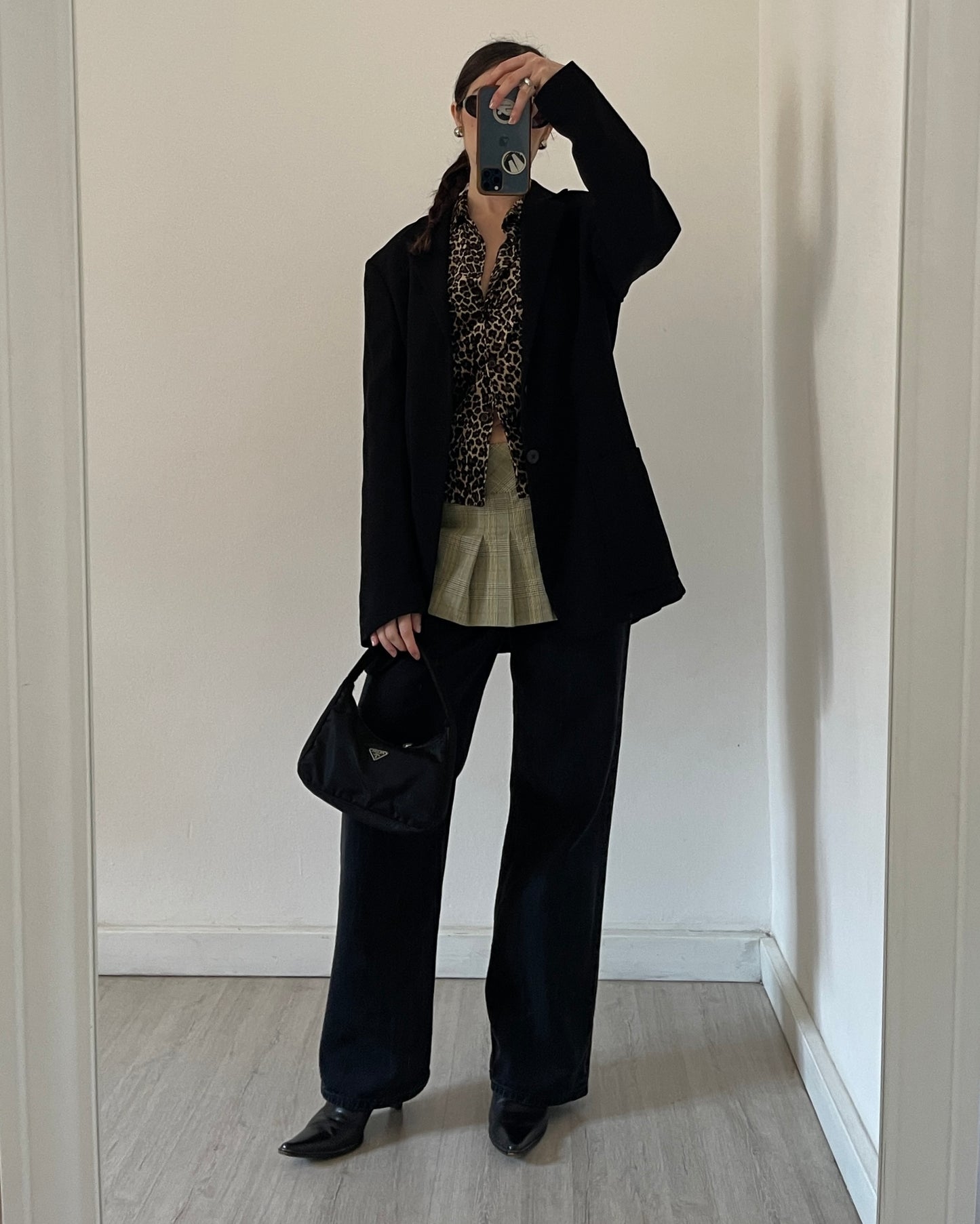 Velvet leopard print shirt