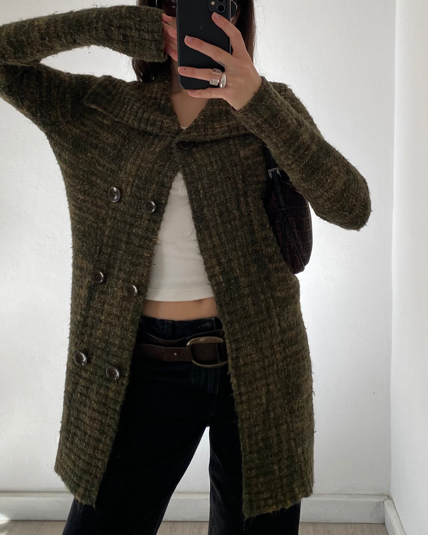 Long knitted cardigan