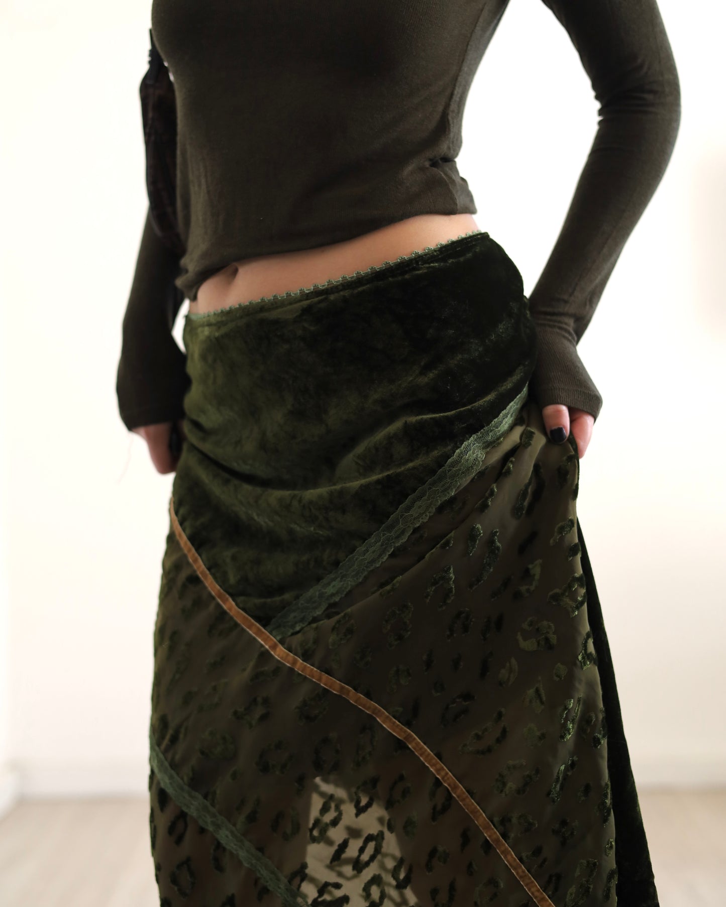 Velvet sheer midi skirt lo