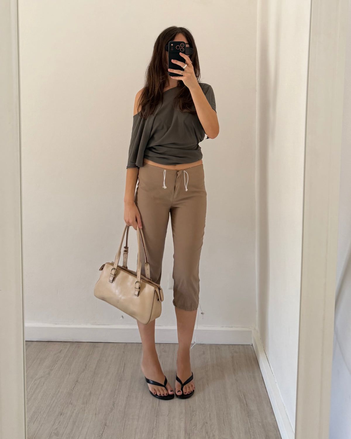 Nylon capri pants