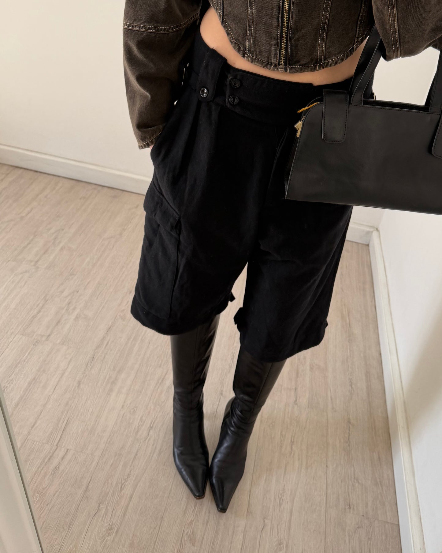 Bermuda shorts by Patrizia Pepe