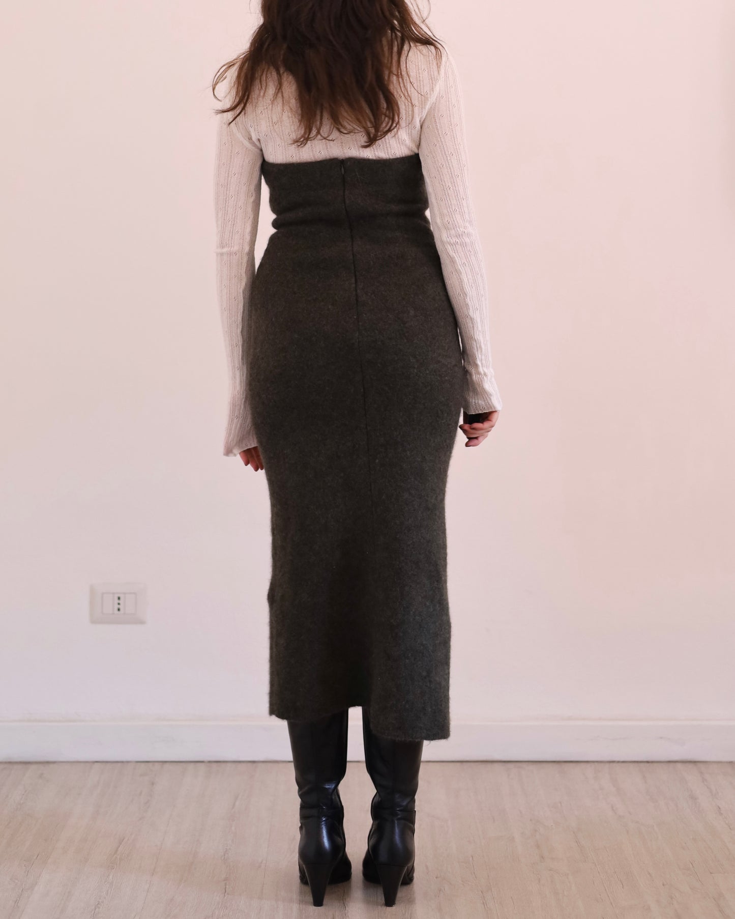 Wool longuette dress