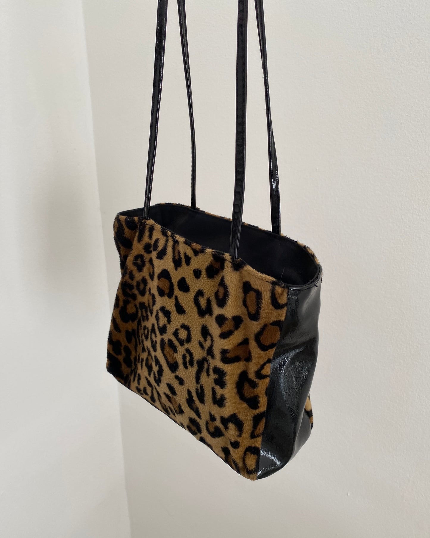 Y2k leopard fur bag