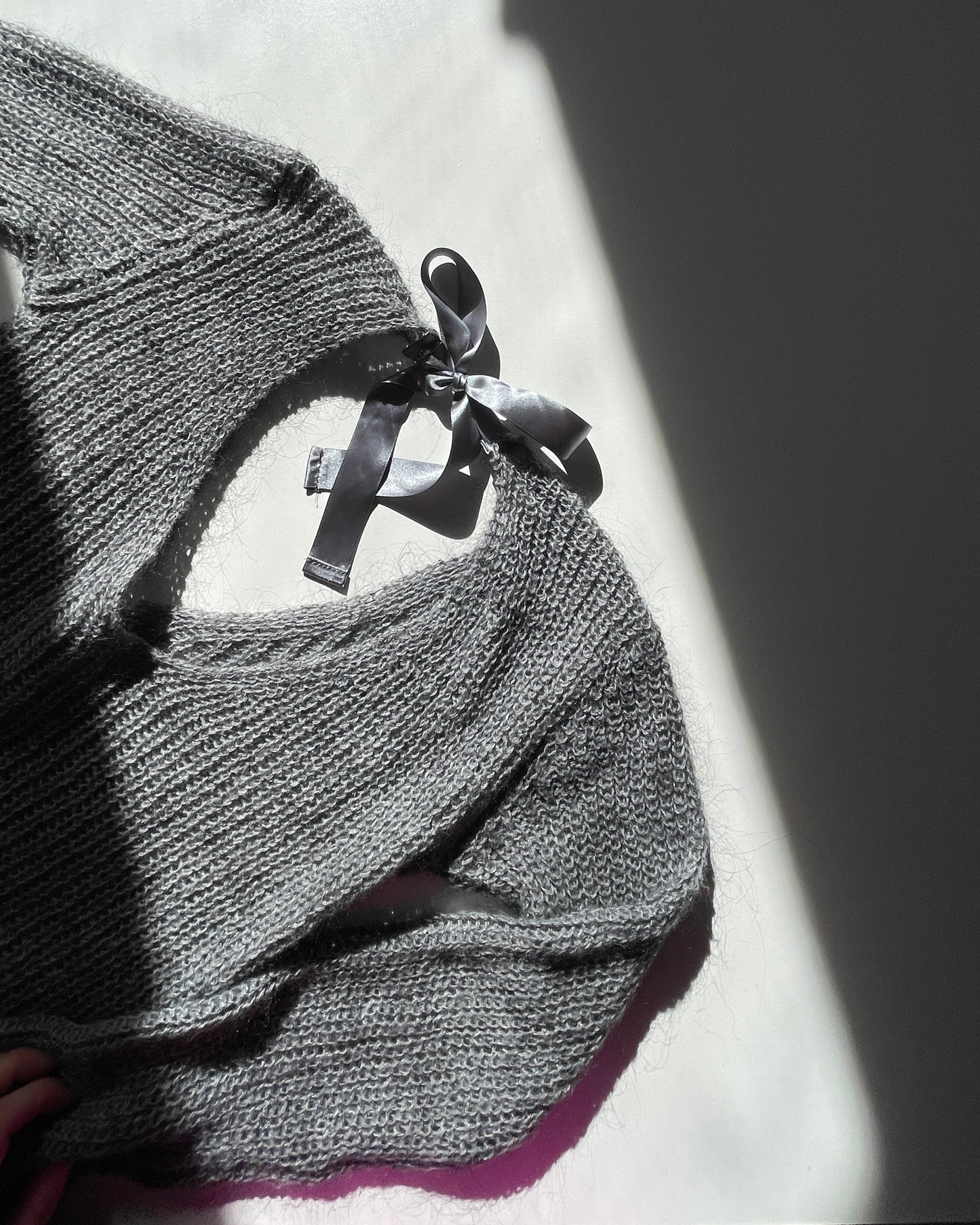 Mohair knit top with satin ribbon