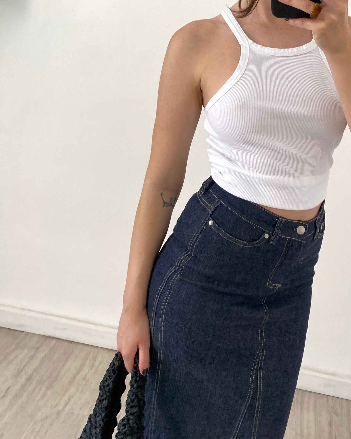 Longuette denim skirt