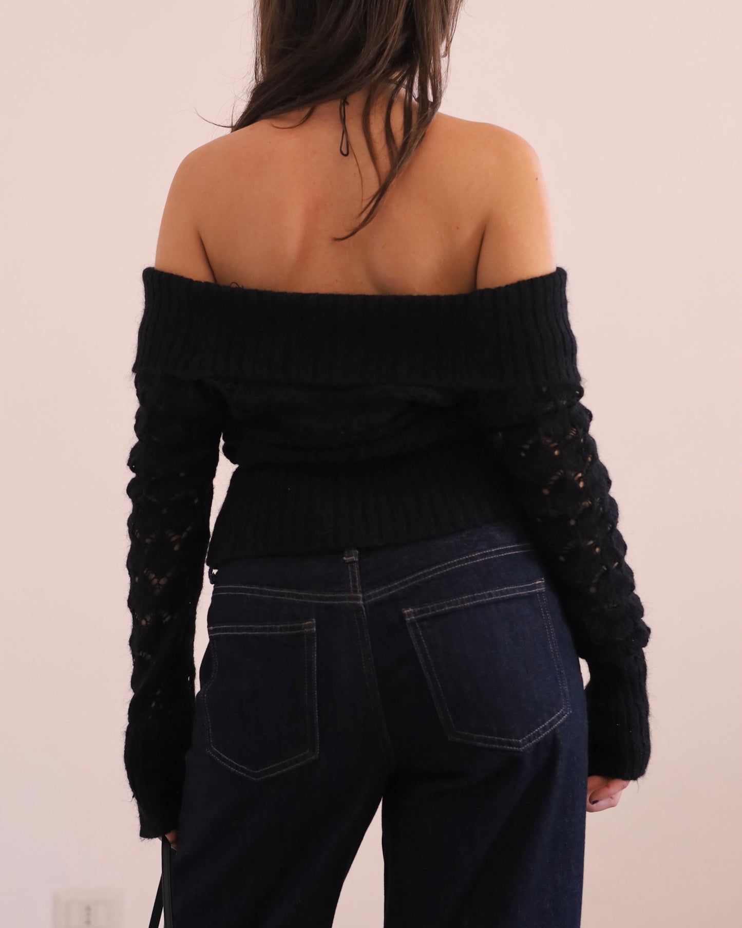 Pointelle off-the-shoulders knitted top mop