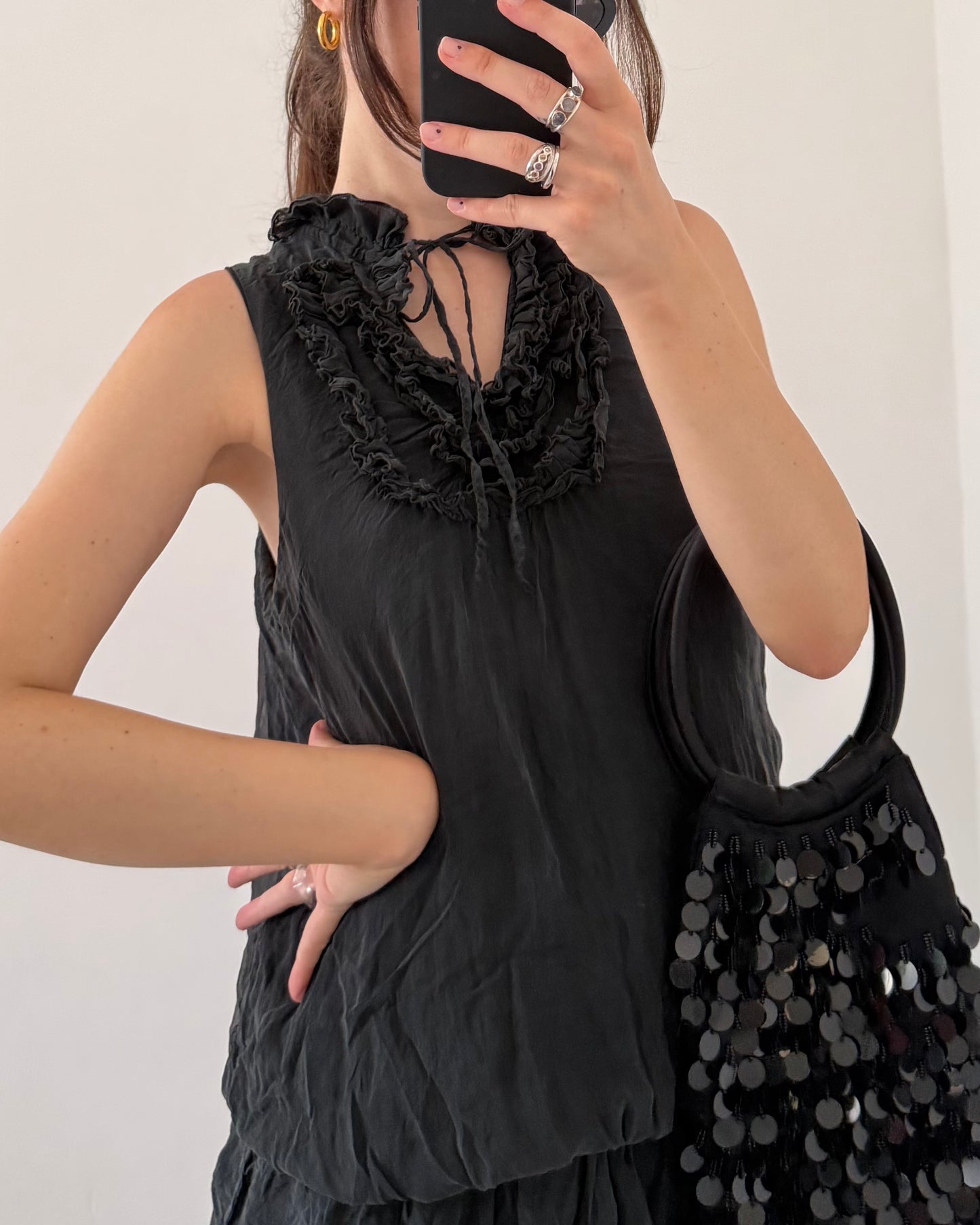 Sportstaff ruffle top