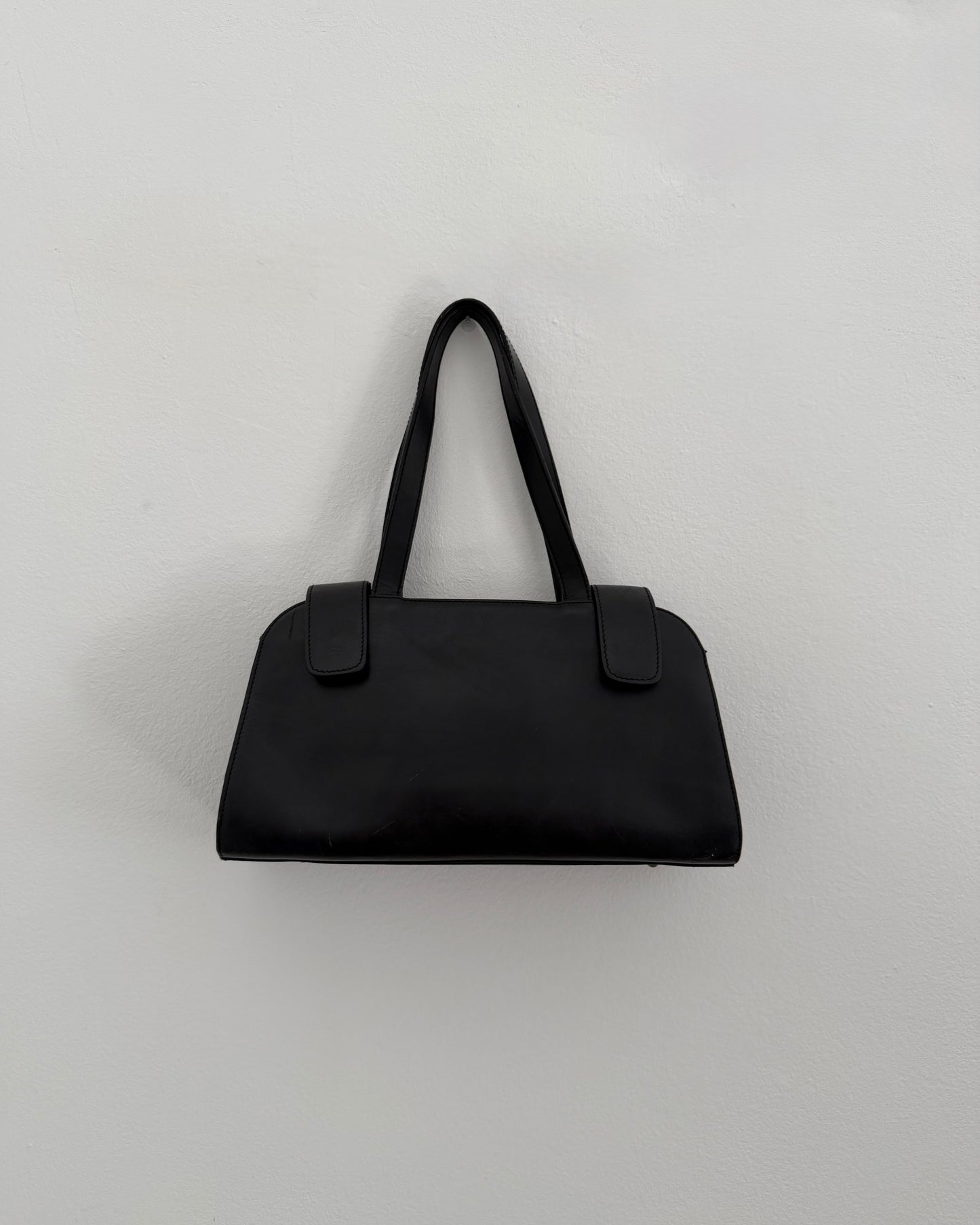 Leather bag
