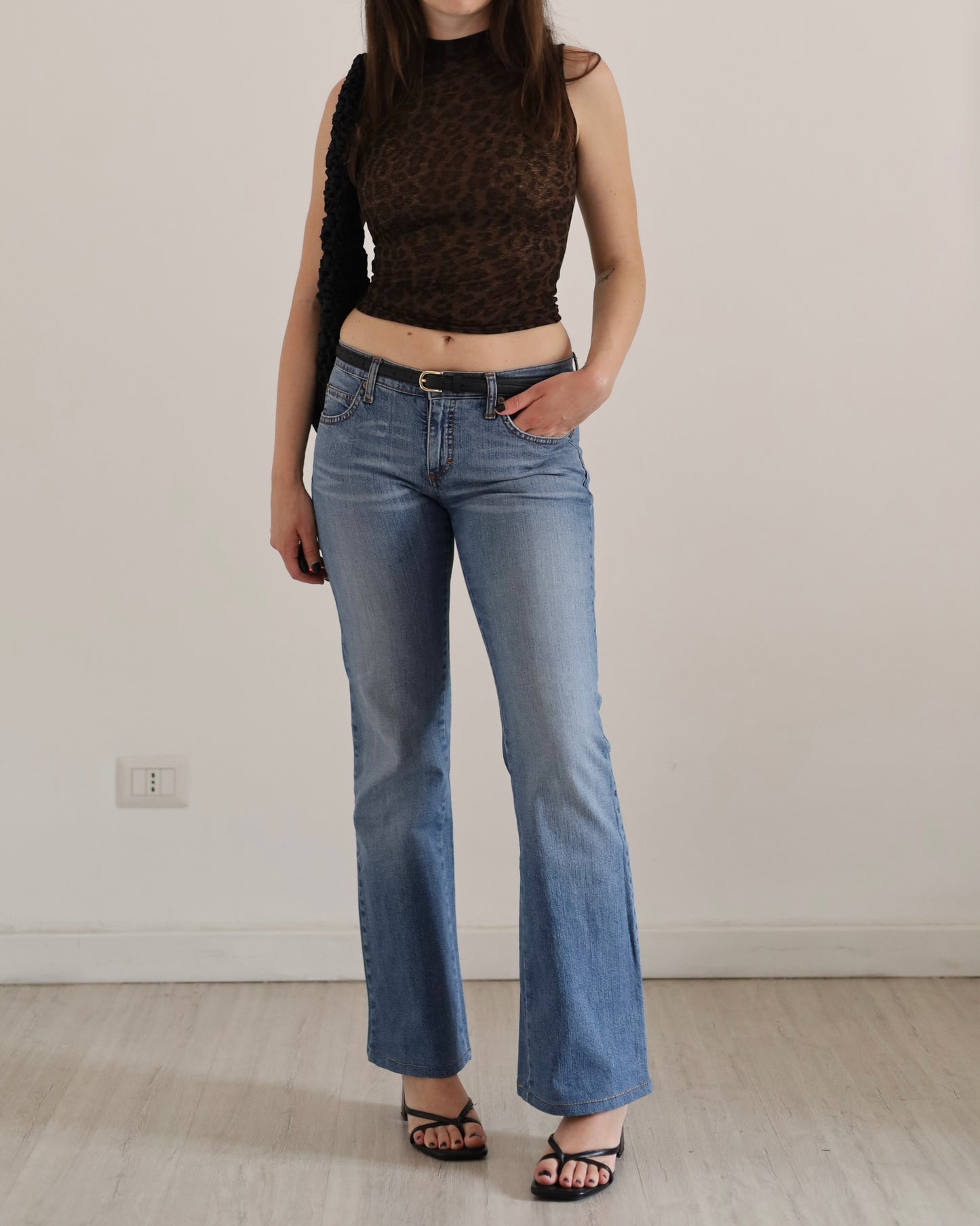 Low rise kick-flare jeans