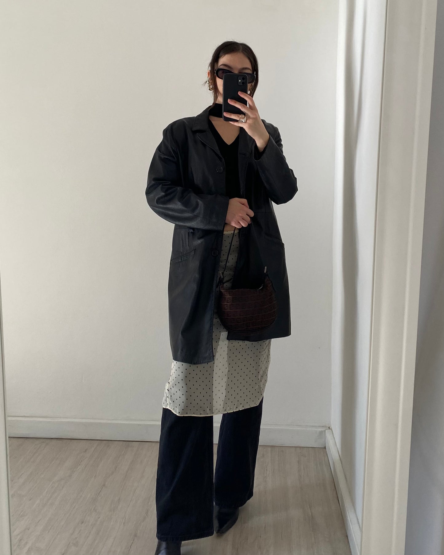 Cut out long sleeves top