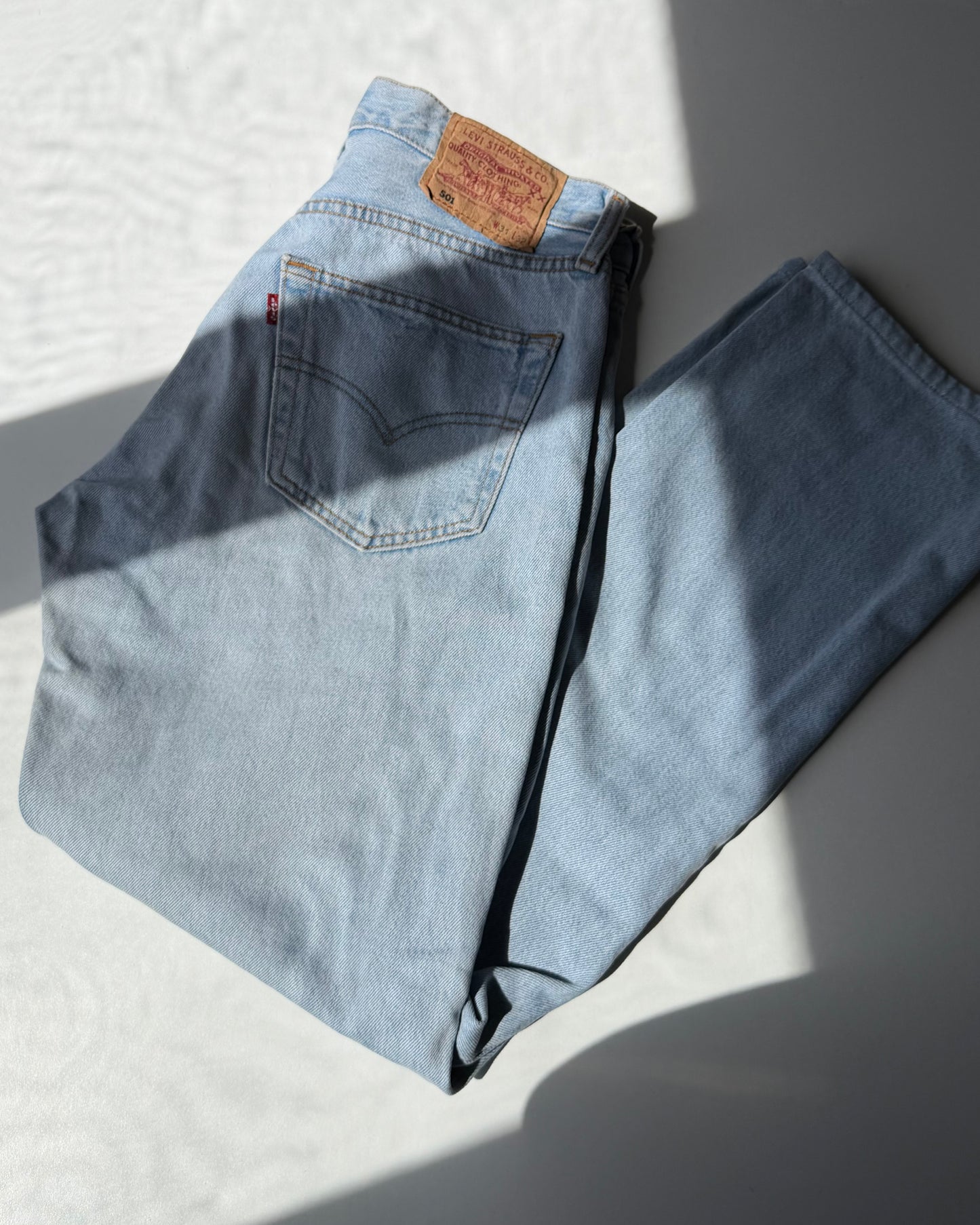 90s Levi's 501 jeans