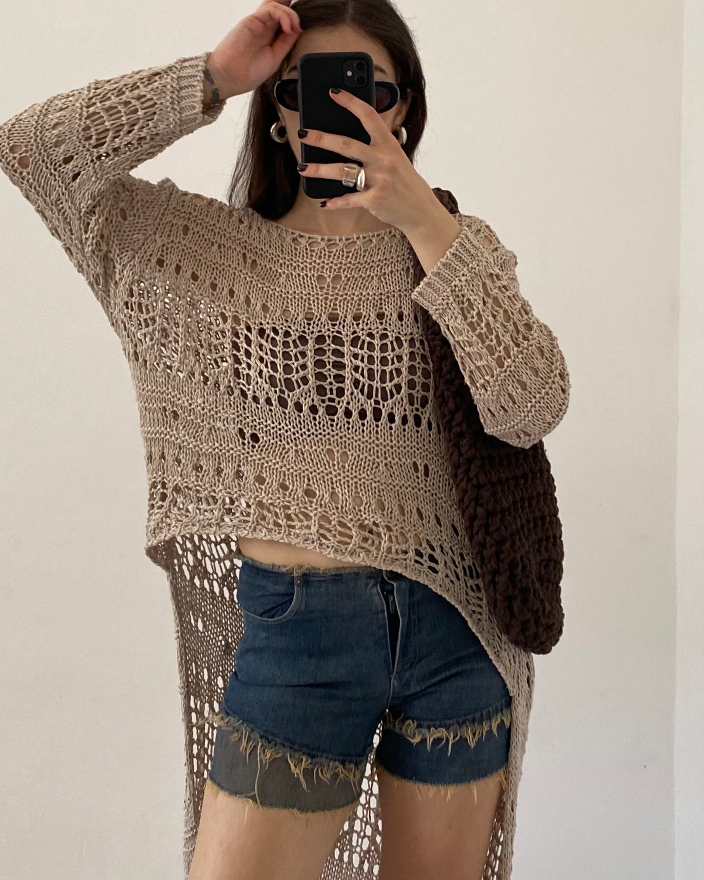 Crochet asymmetric top