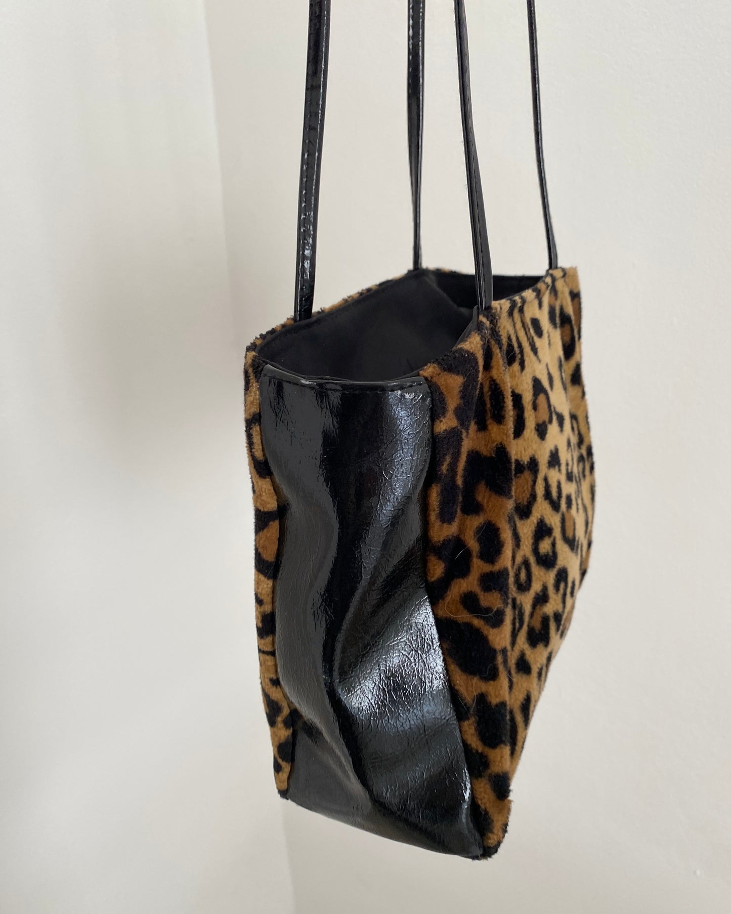 Y2k leopard fur bag