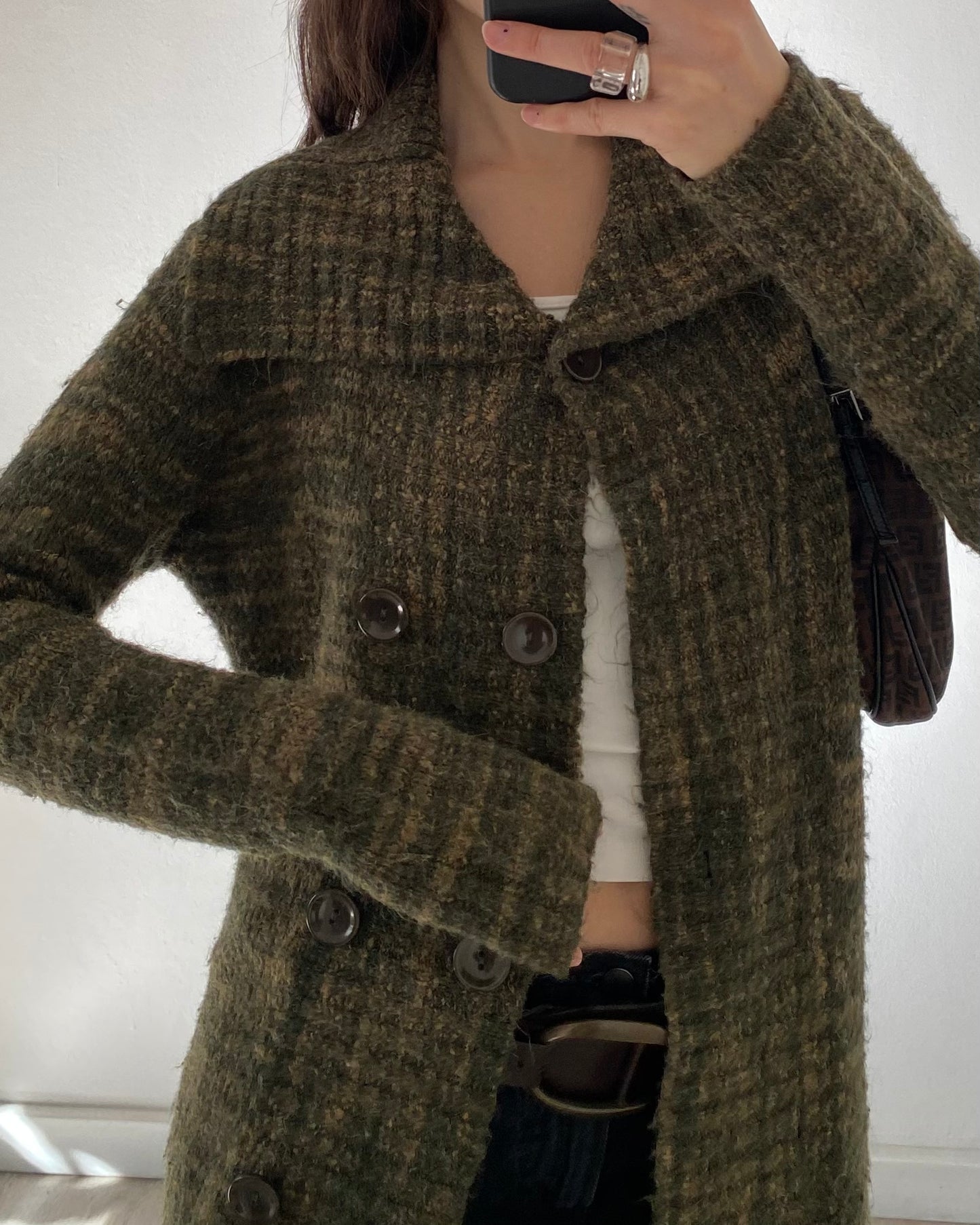 Long knitted cardigan